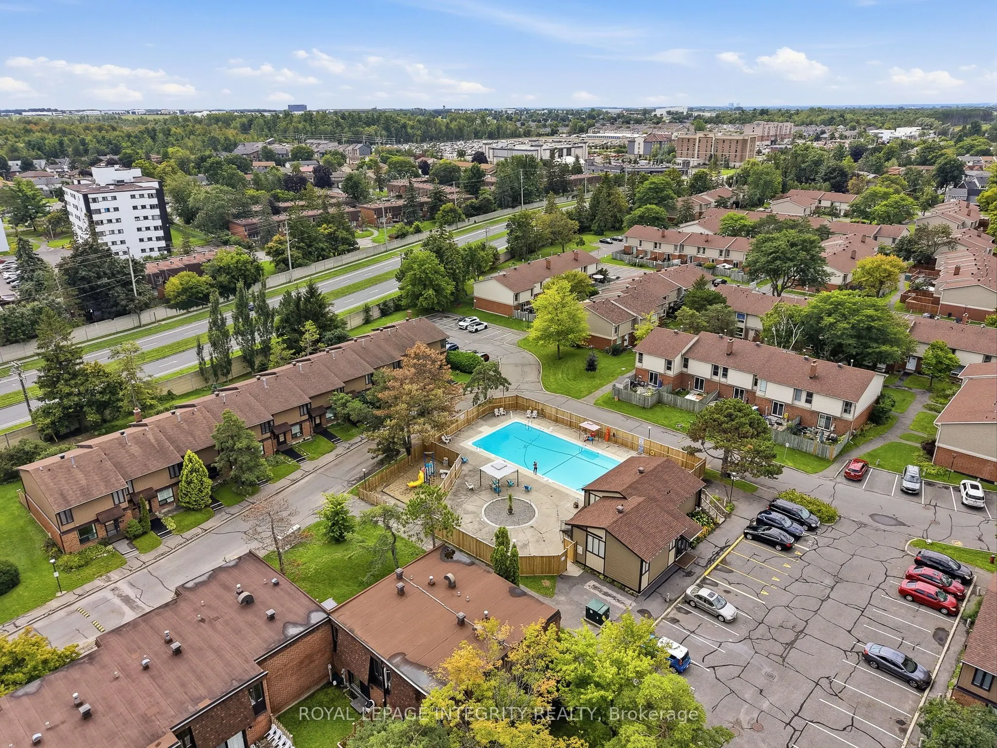 890 Cahill Drive W #4