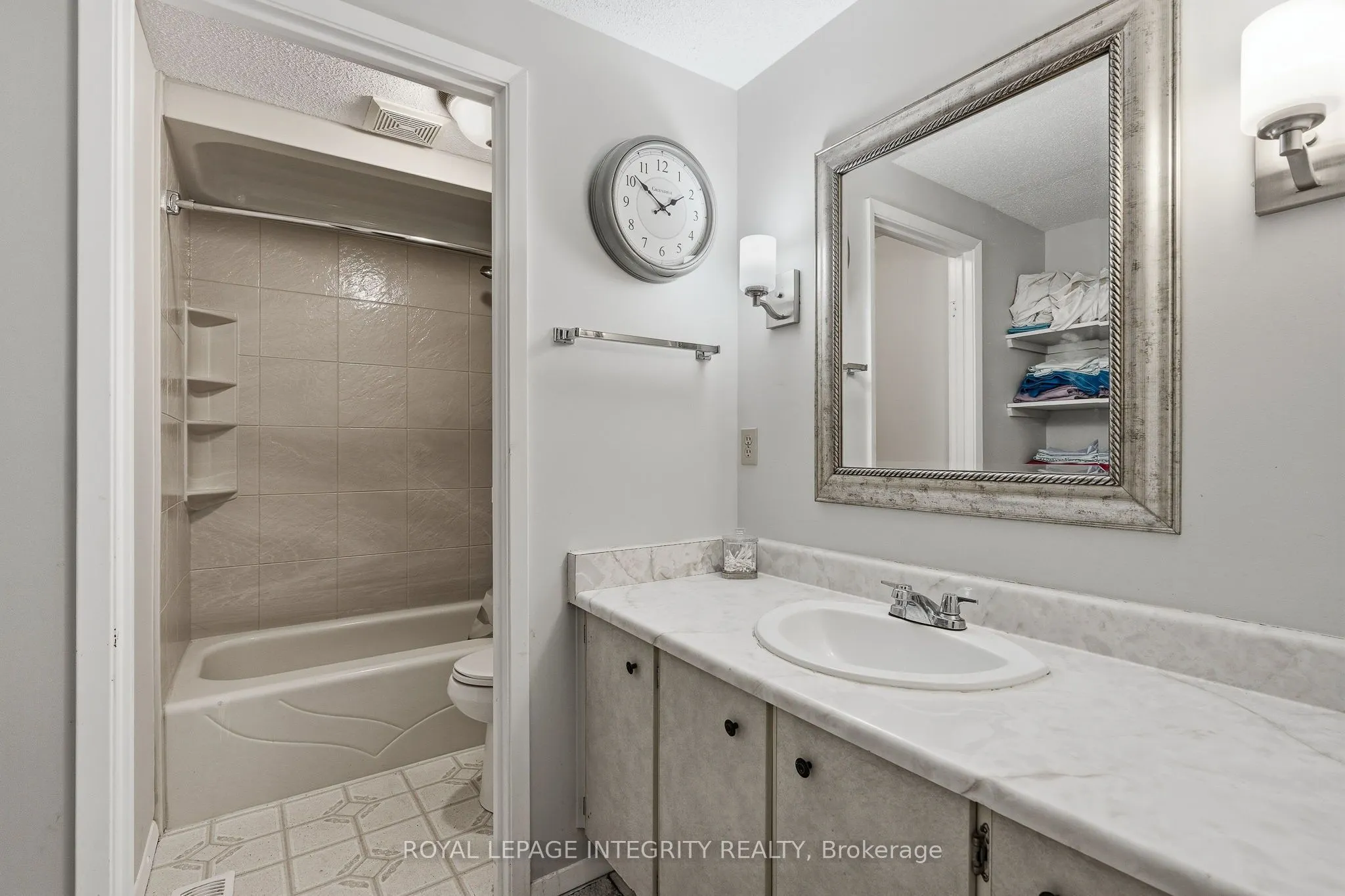 890 Cahill Drive W #4