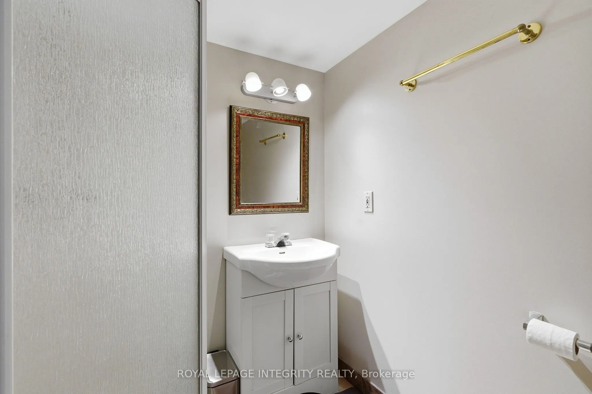890 Cahill Drive W #4