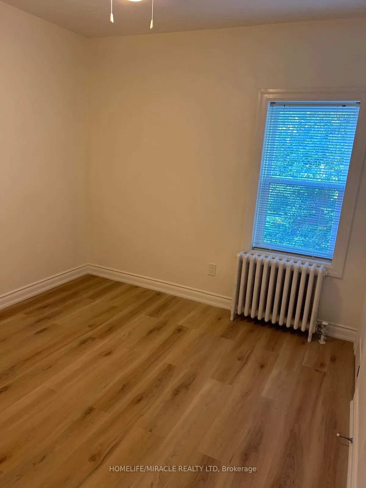 29 Albert Street W #Unit A