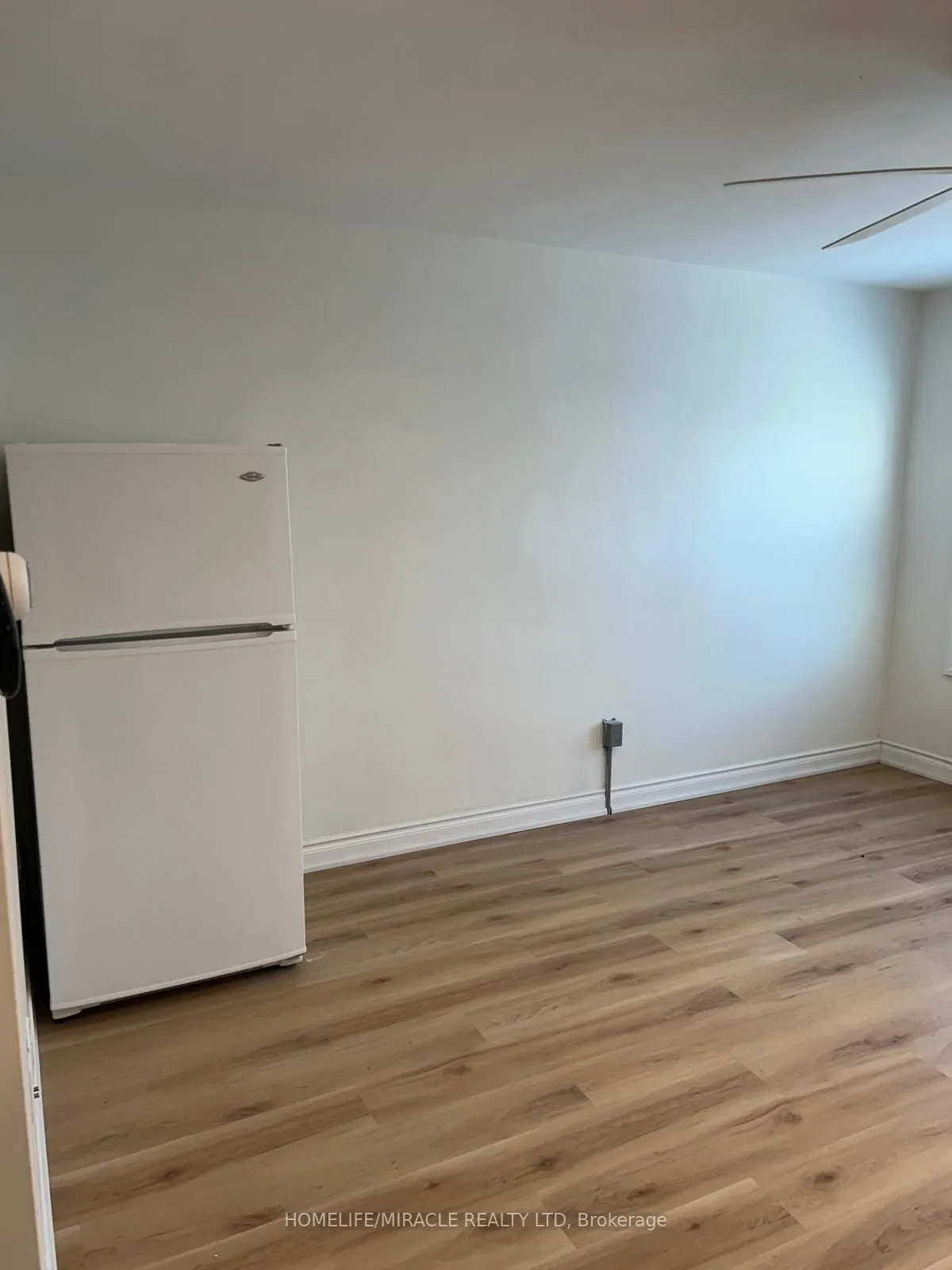29 Albert Street W #Unit A