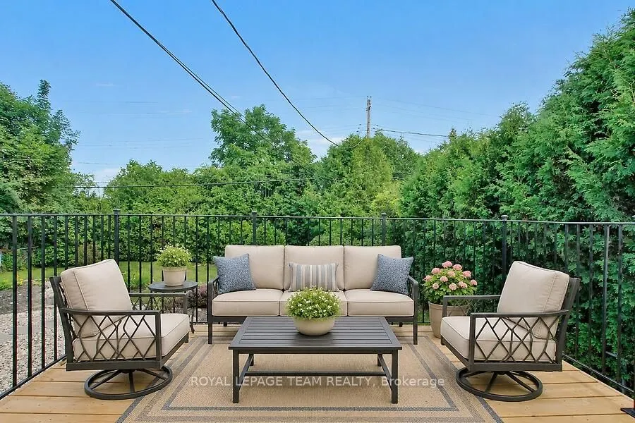 31 Ross Street
