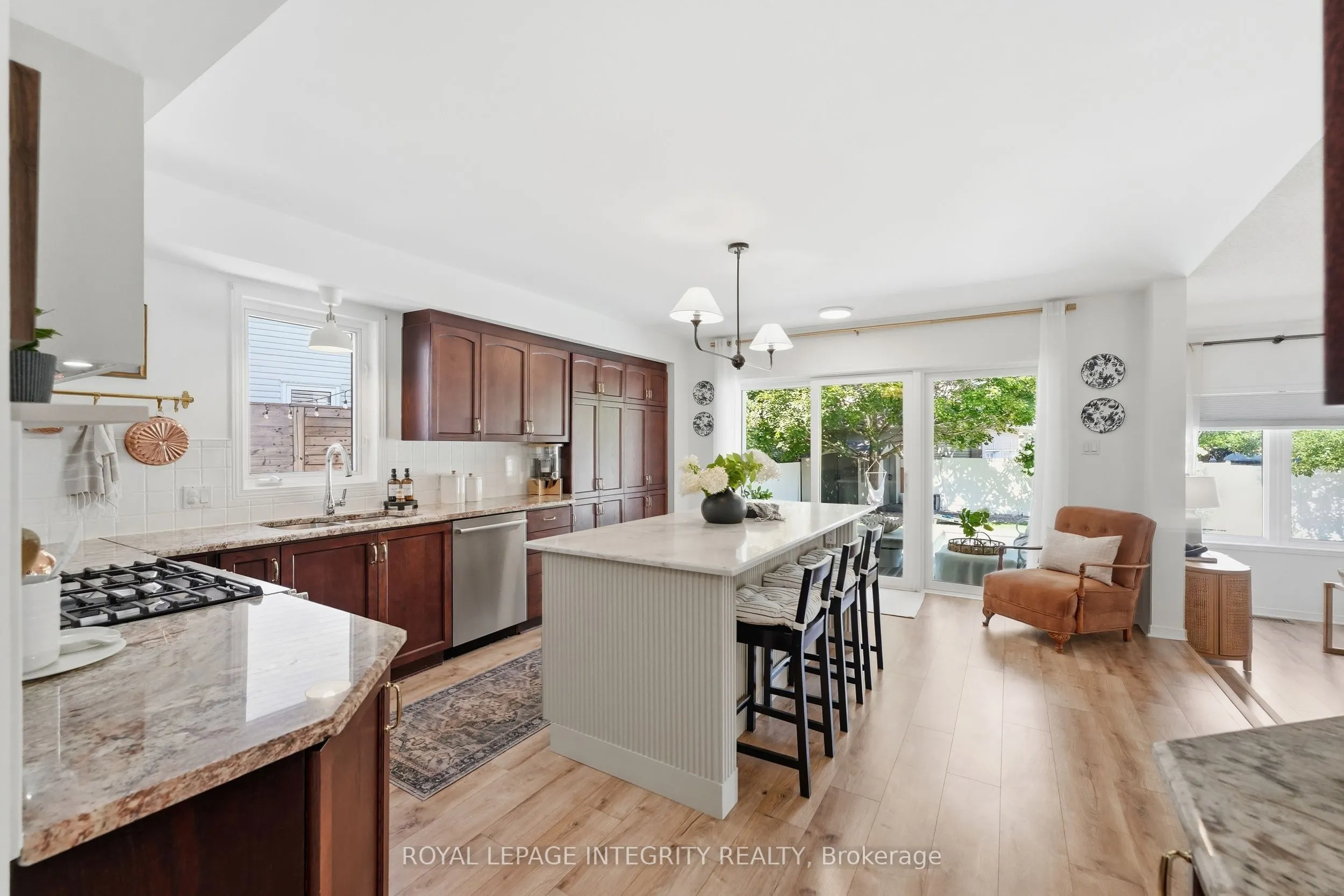 125 West Ridge Drive