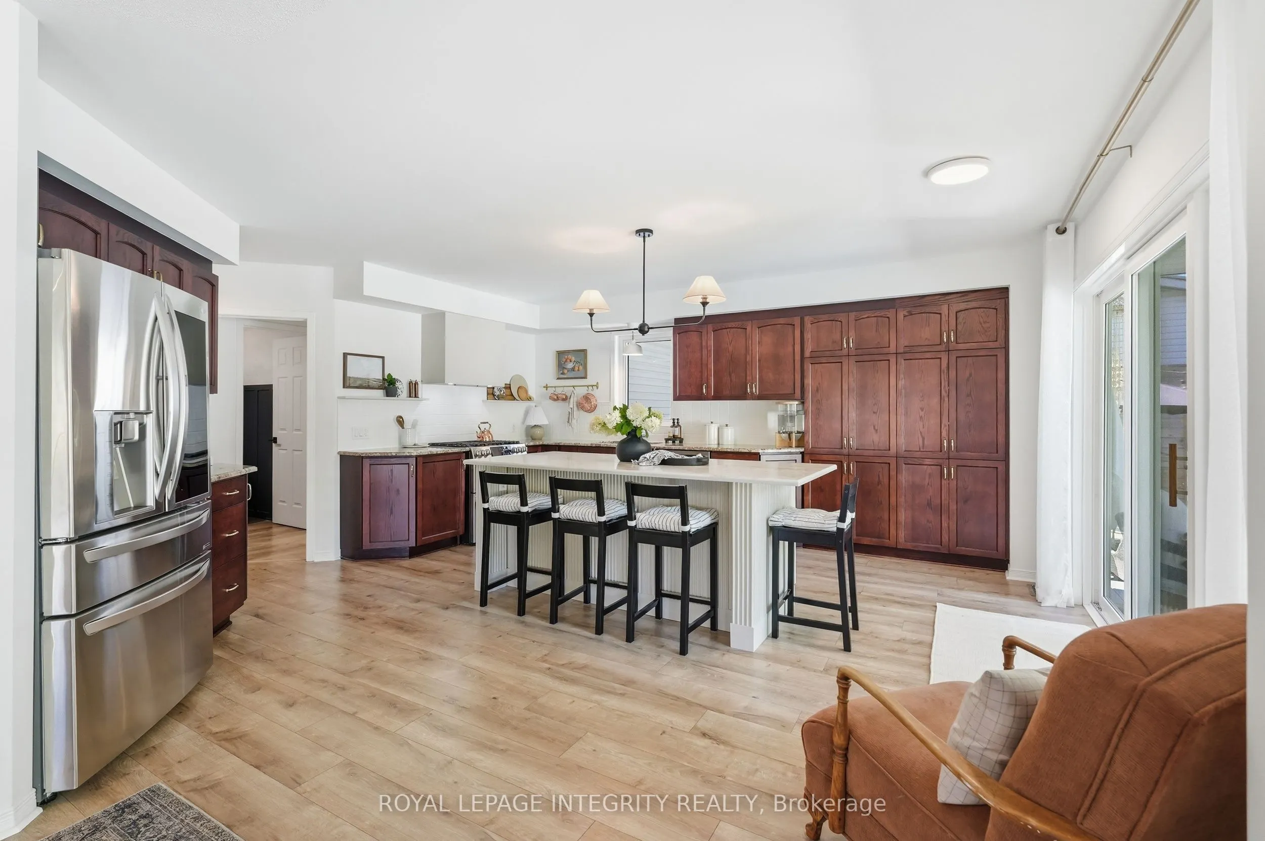 125 West Ridge Drive