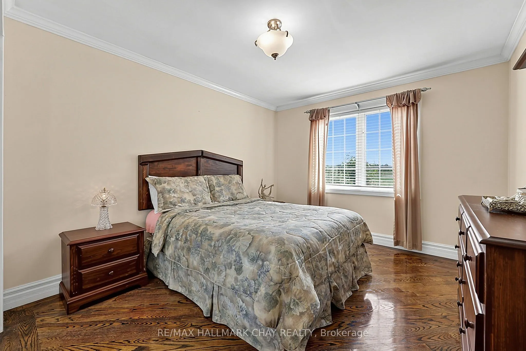 31 Hillside Drive