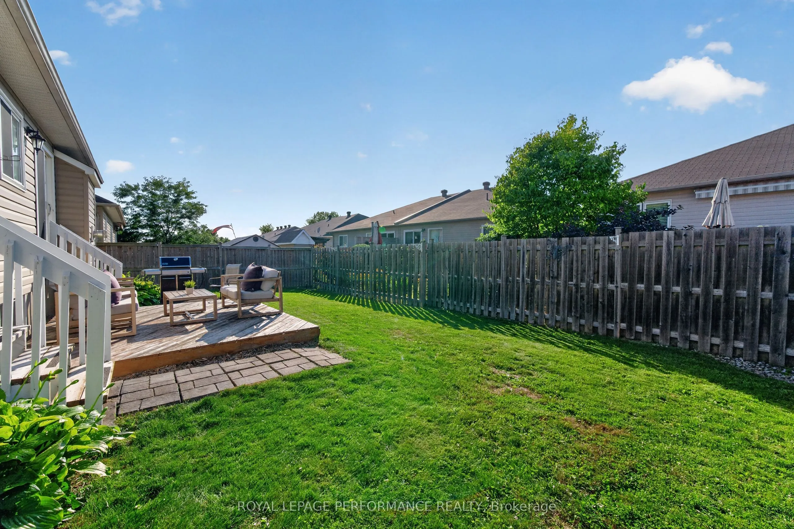 639 Robert Hill Street