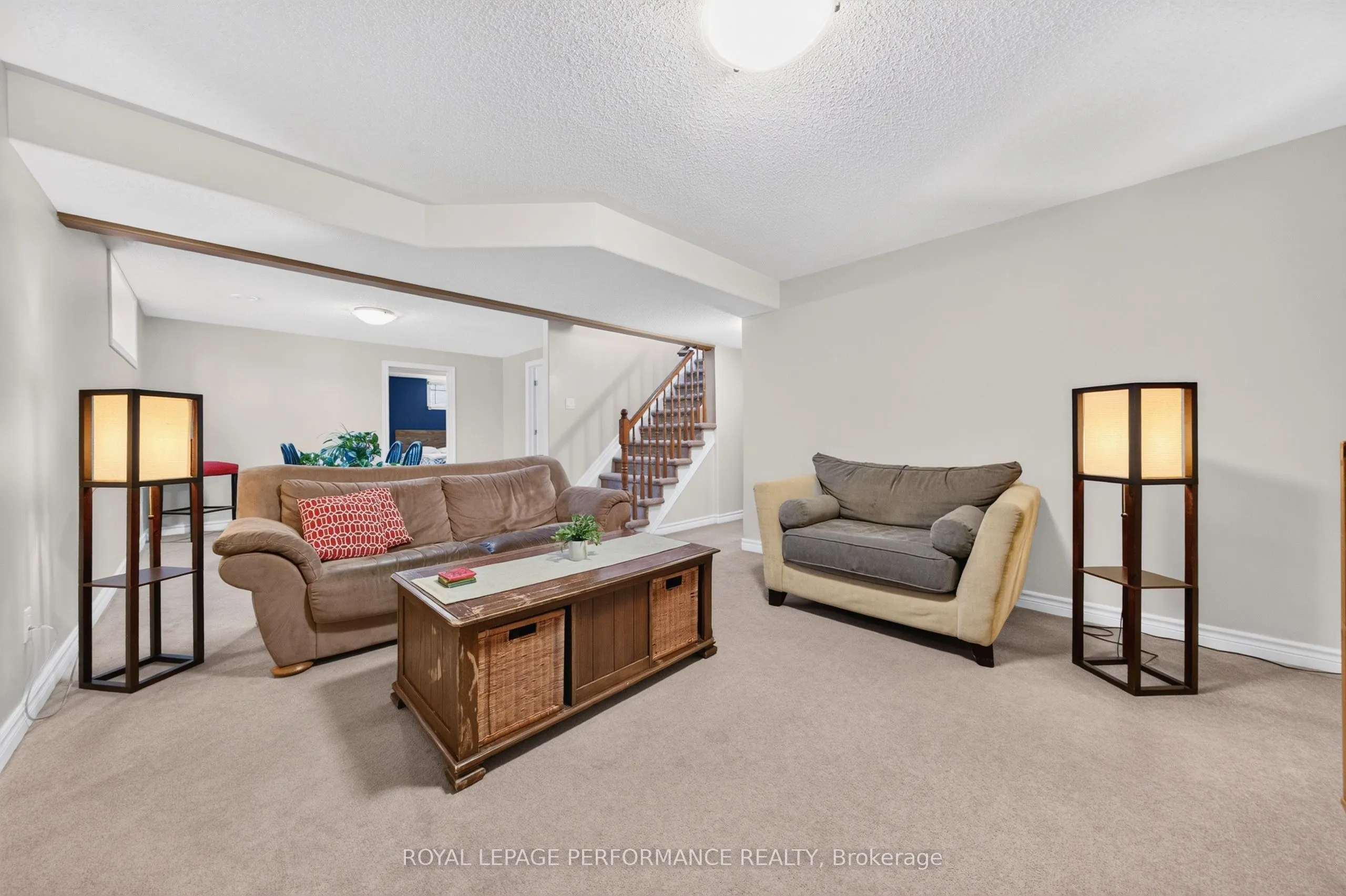 639 Robert Hill Street