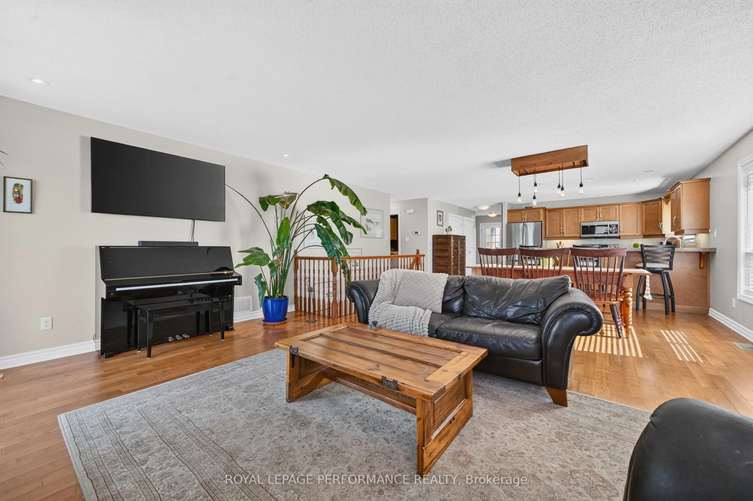 639 Robert Hill Street