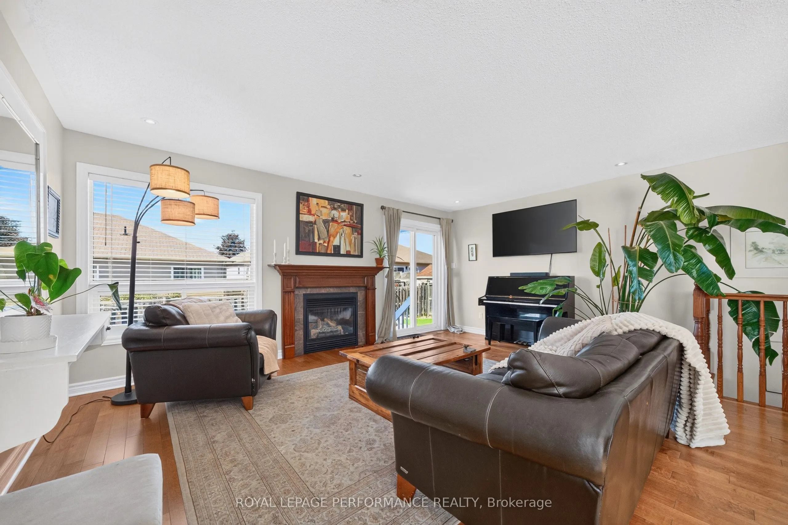 639 Robert Hill Street