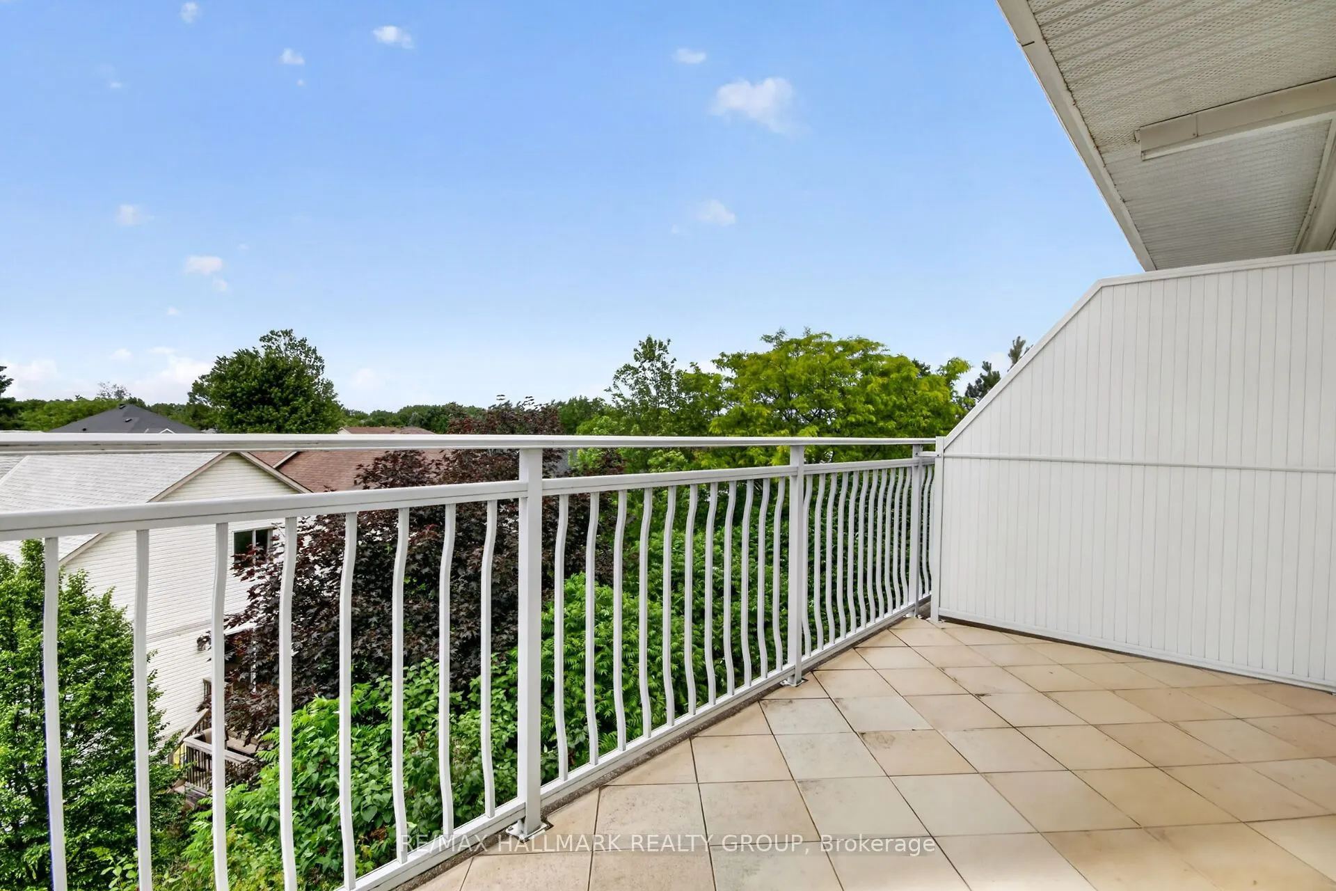 51 Robson Court #2B