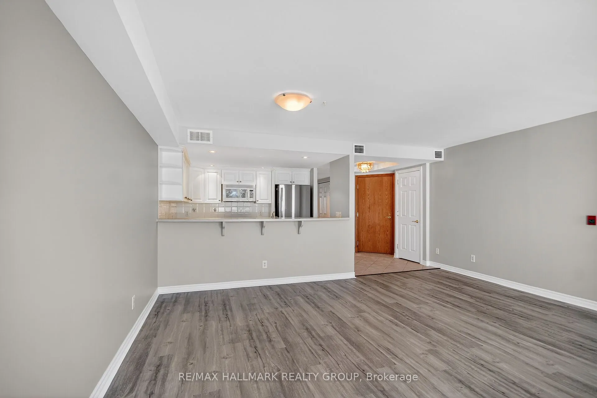 51 Robson Court #2B