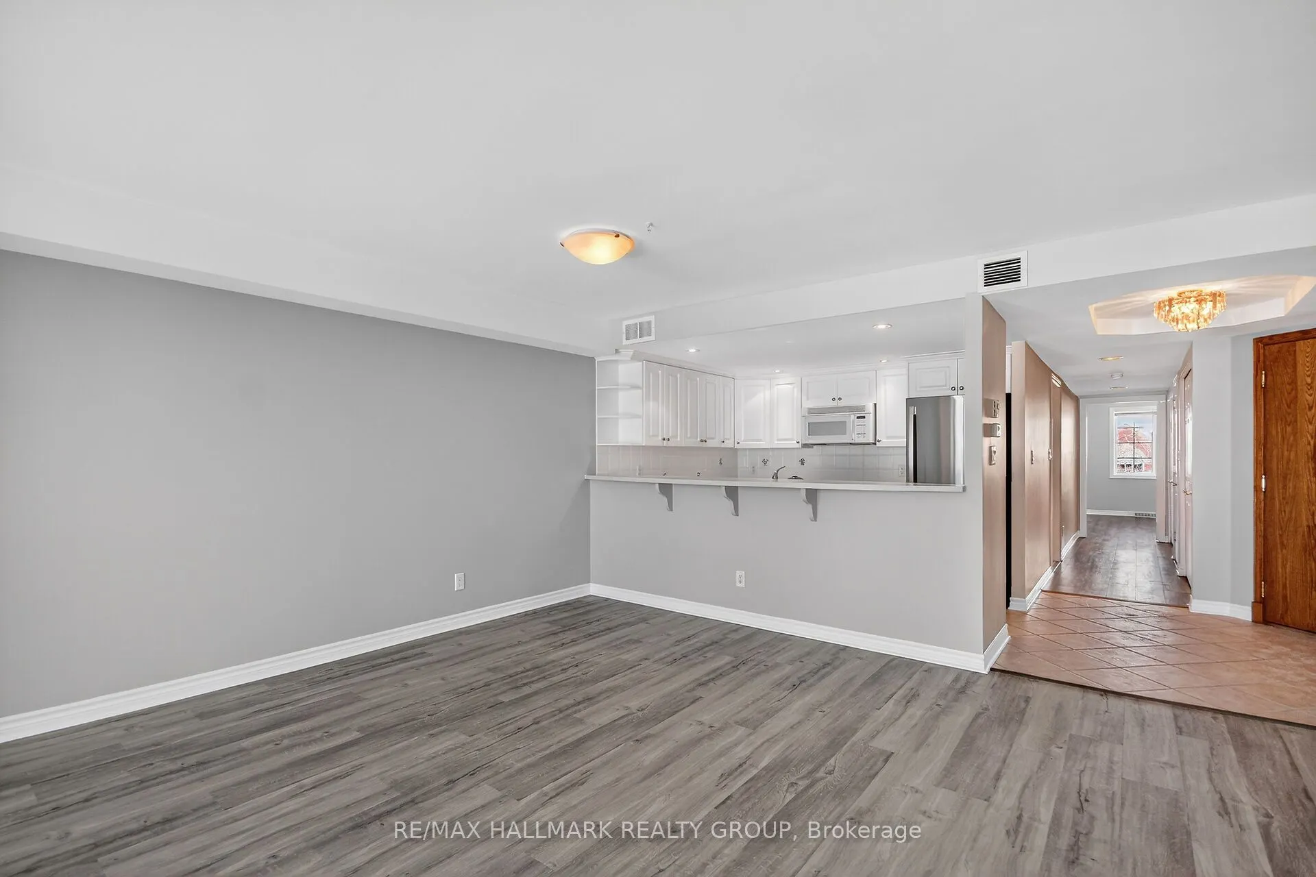 51 Robson Court #2B