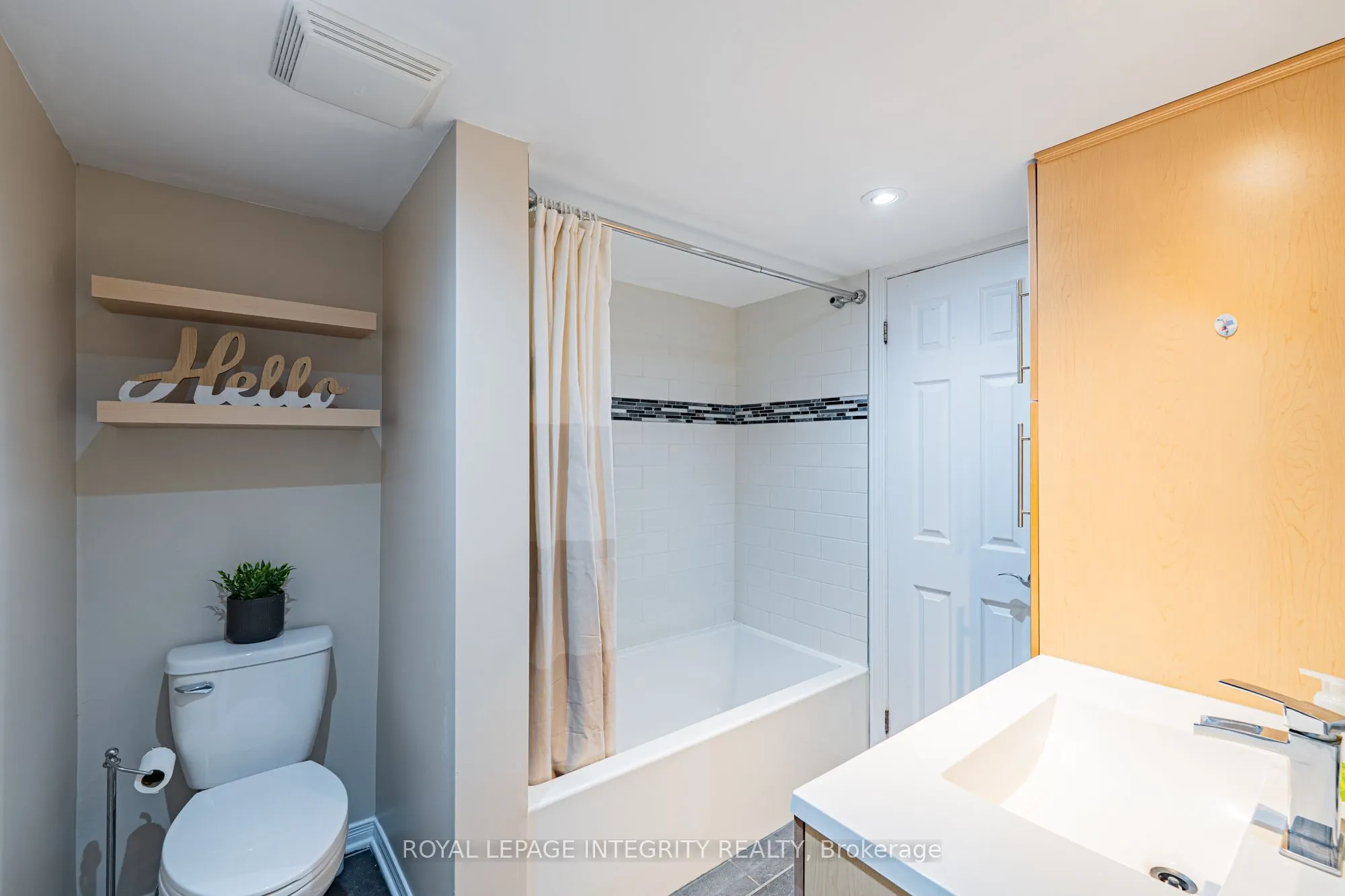 222 Russell Avenue #103