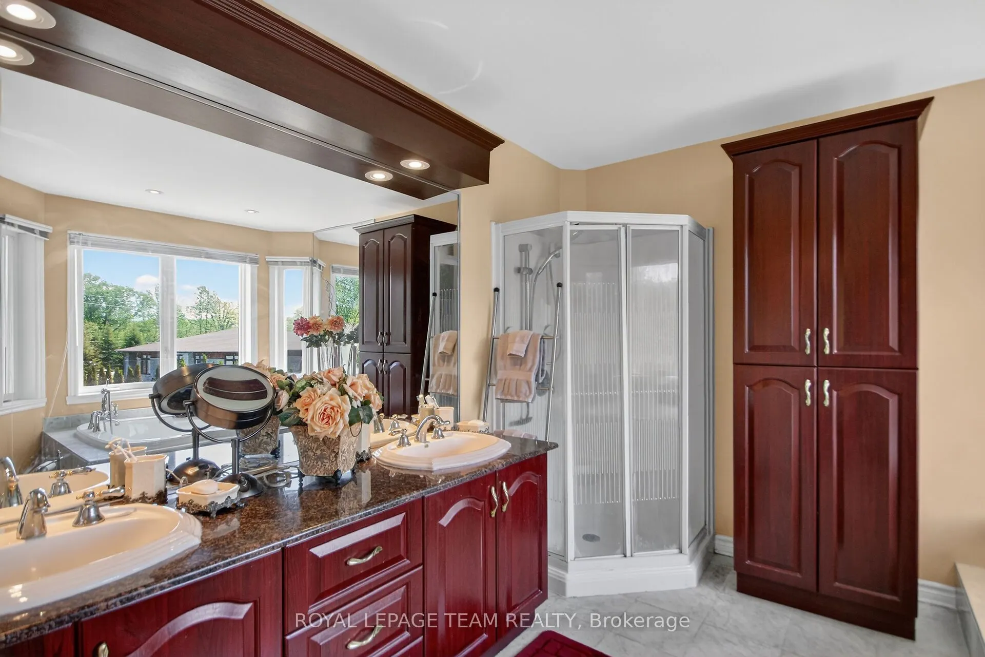 5472 Wicklow Drive