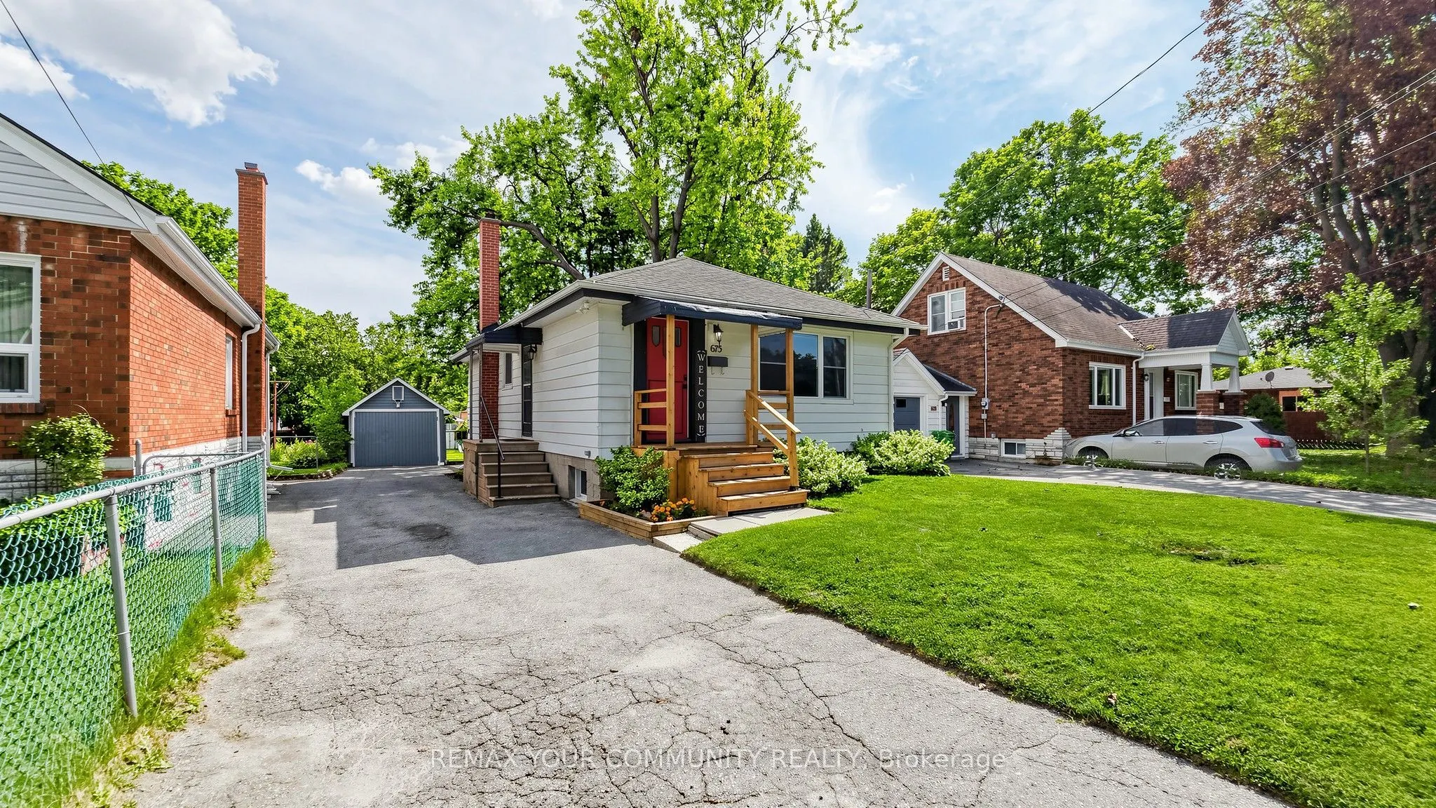 675 Lundys Lane