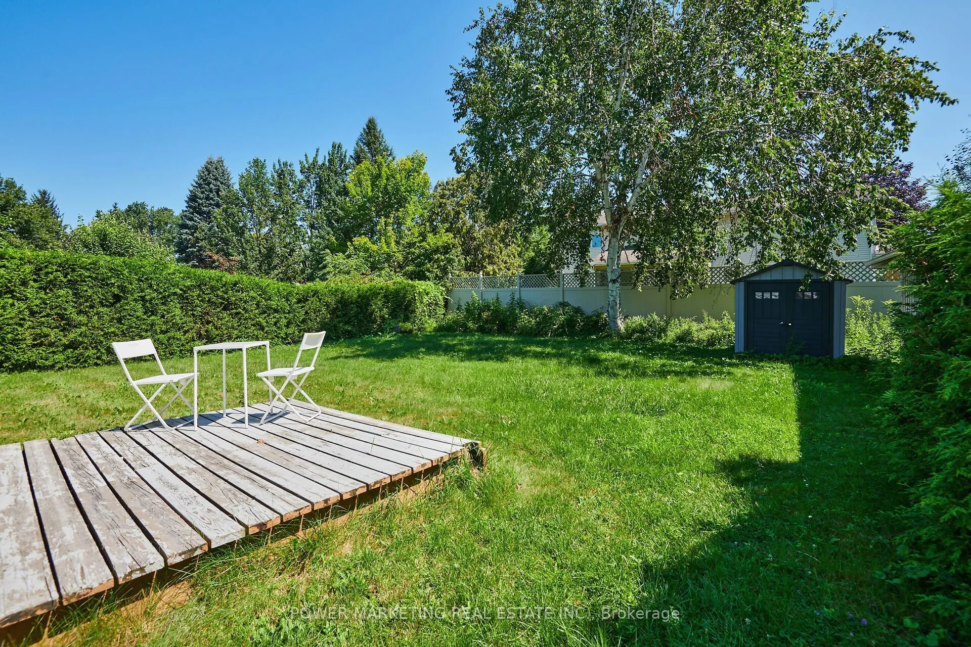 35 Tauvette Street