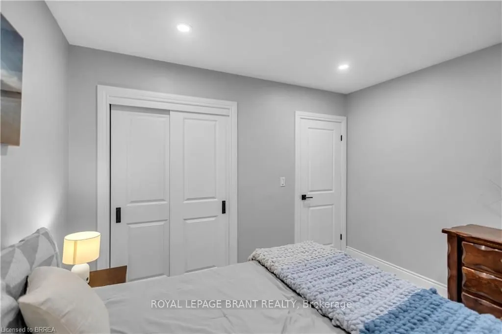 18 Kingsmount Crescent