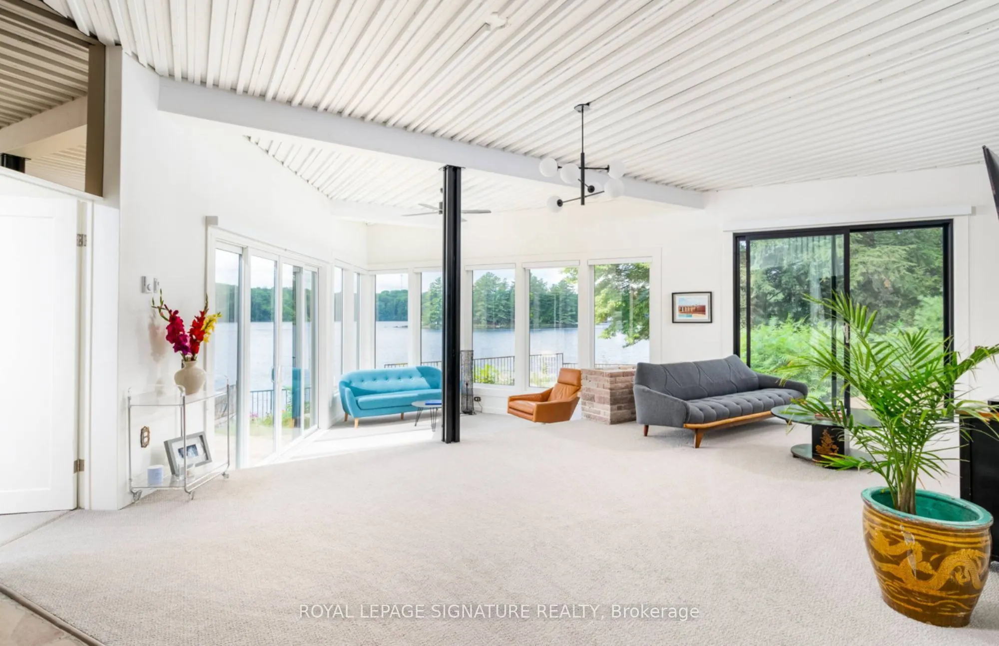 1018 Clearwater Shores Boulevard
