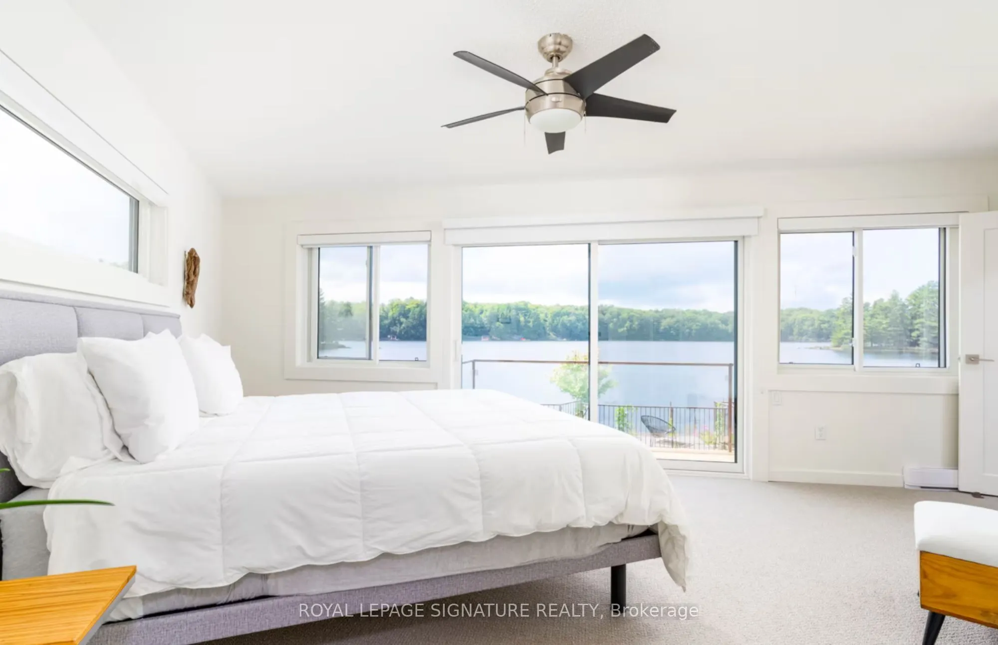 1018 Clearwater Shores Boulevard