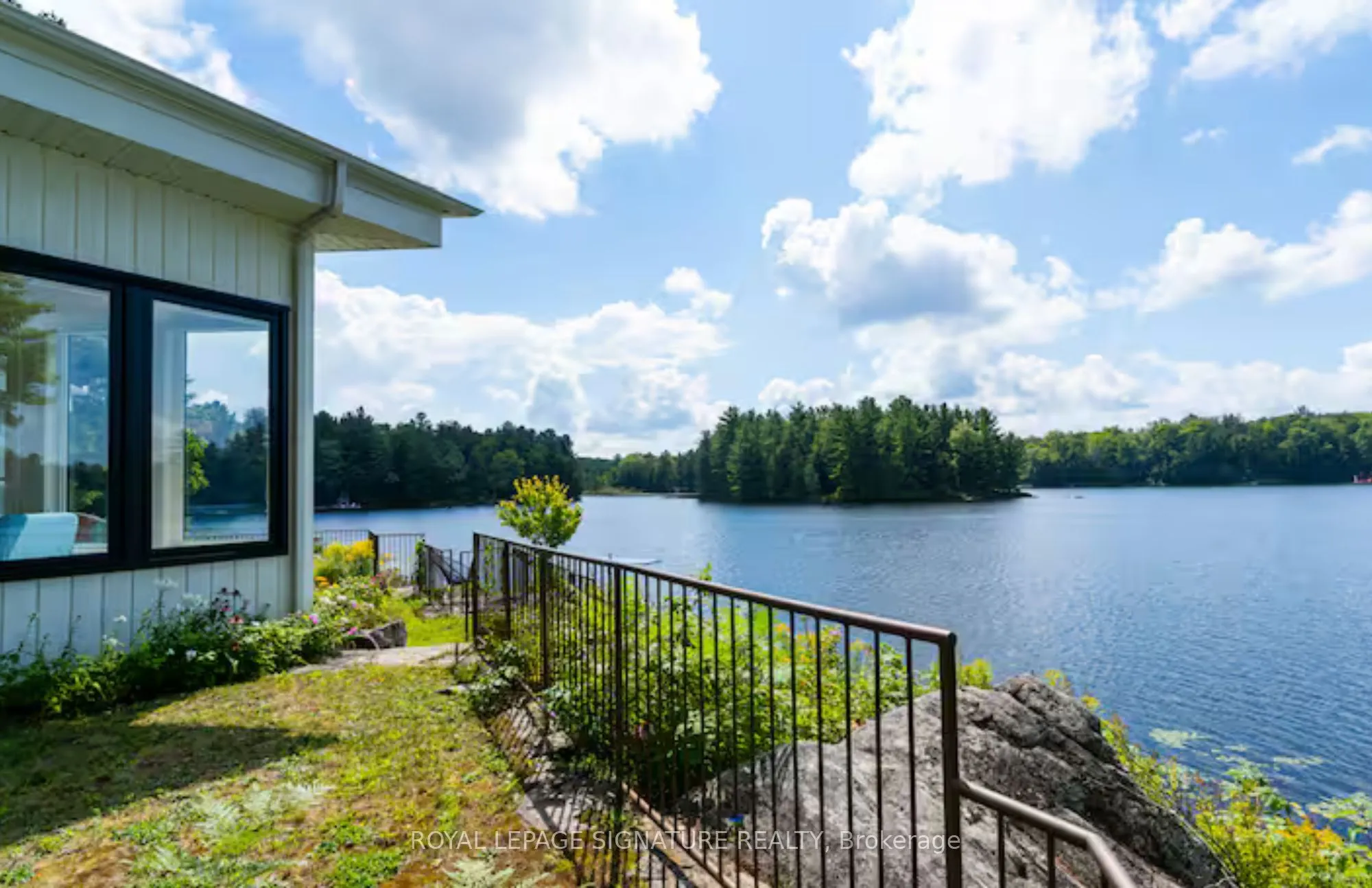 1018 Clearwater Shores Boulevard