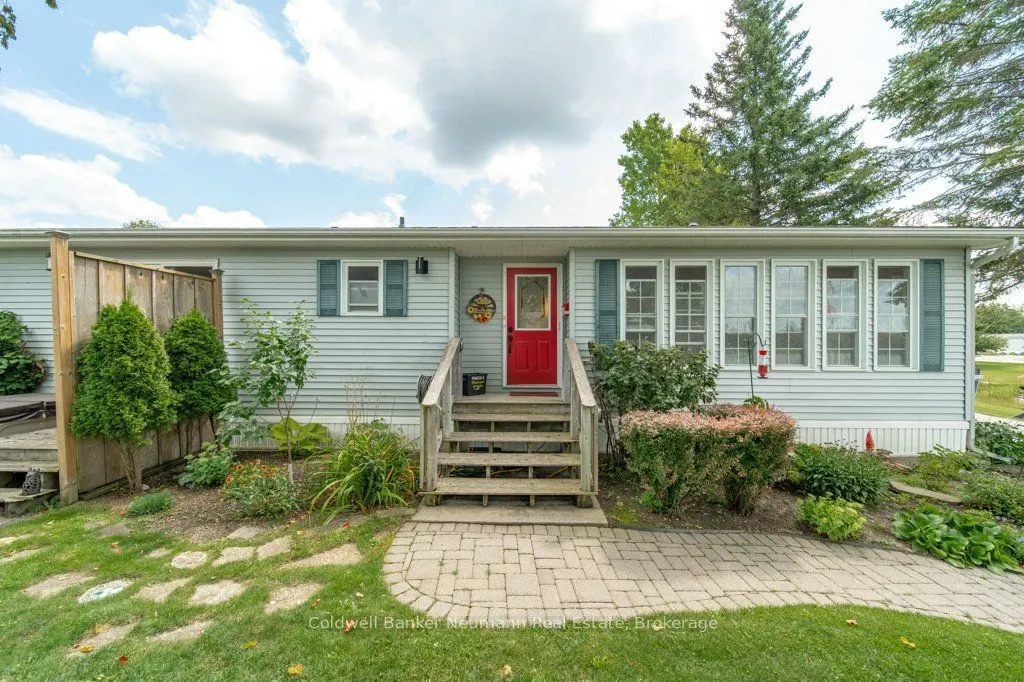 41 Trillium Beach Drive Pvt Drive