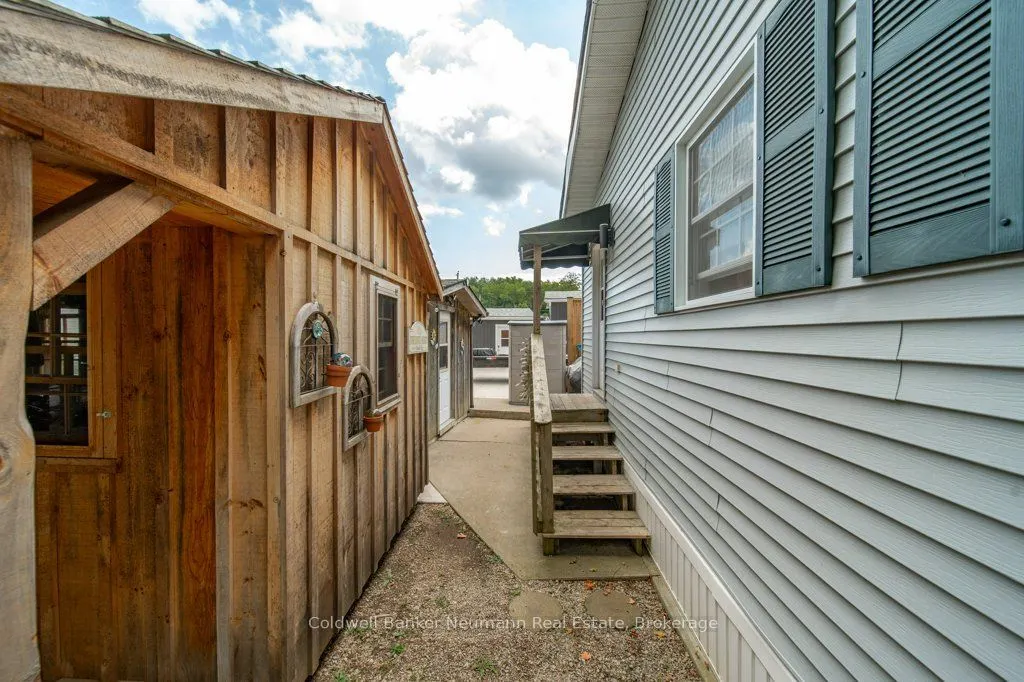 41 Trillium Beach Drive Pvt Drive