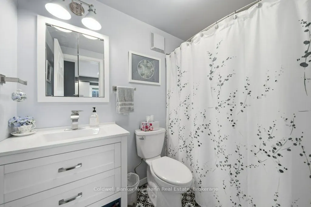 41 Trillium Beach Drive Pvt Drive