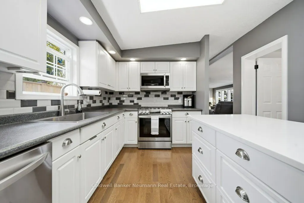 41 Trillium Beach Drive Pvt Drive