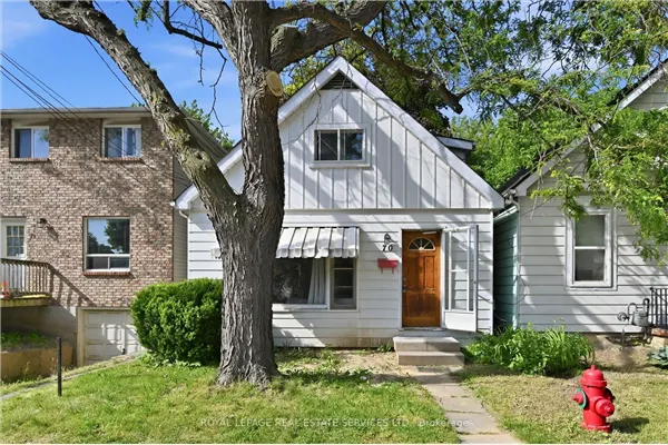 70 Ward Avenue