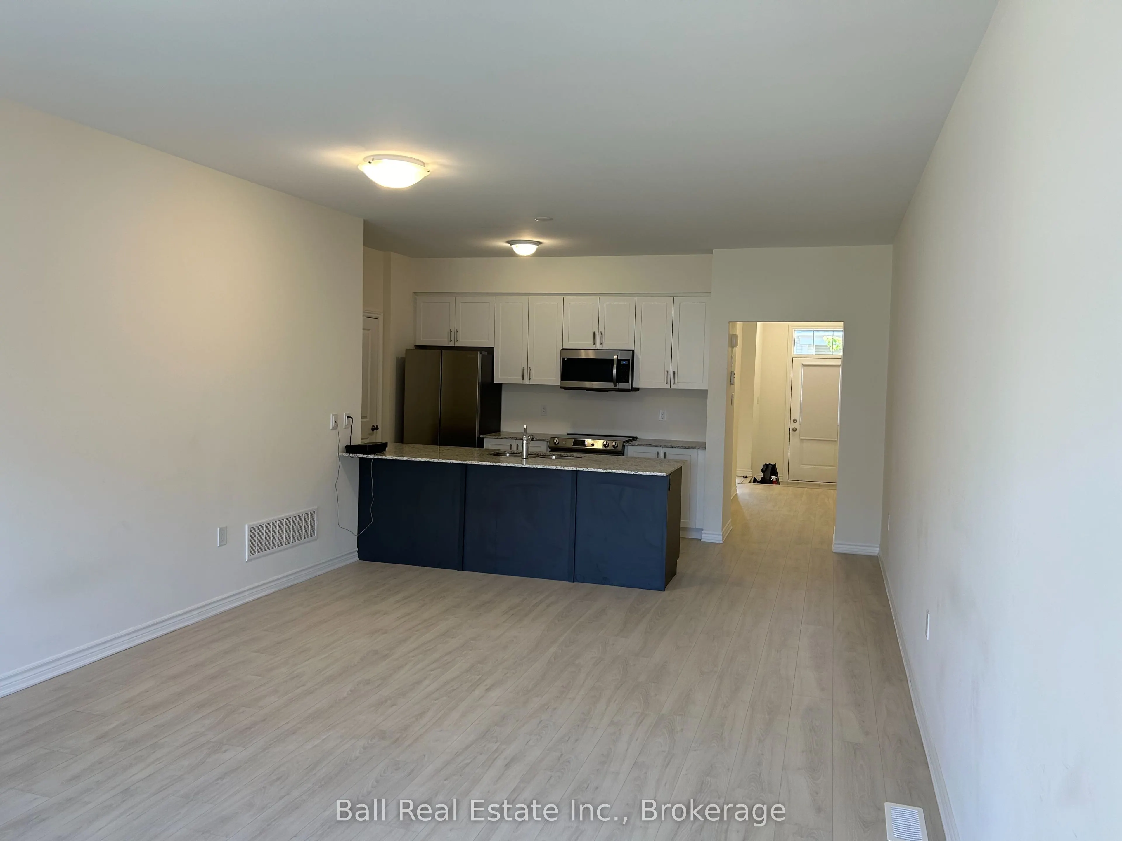 17 Lakewood Crescent #26
