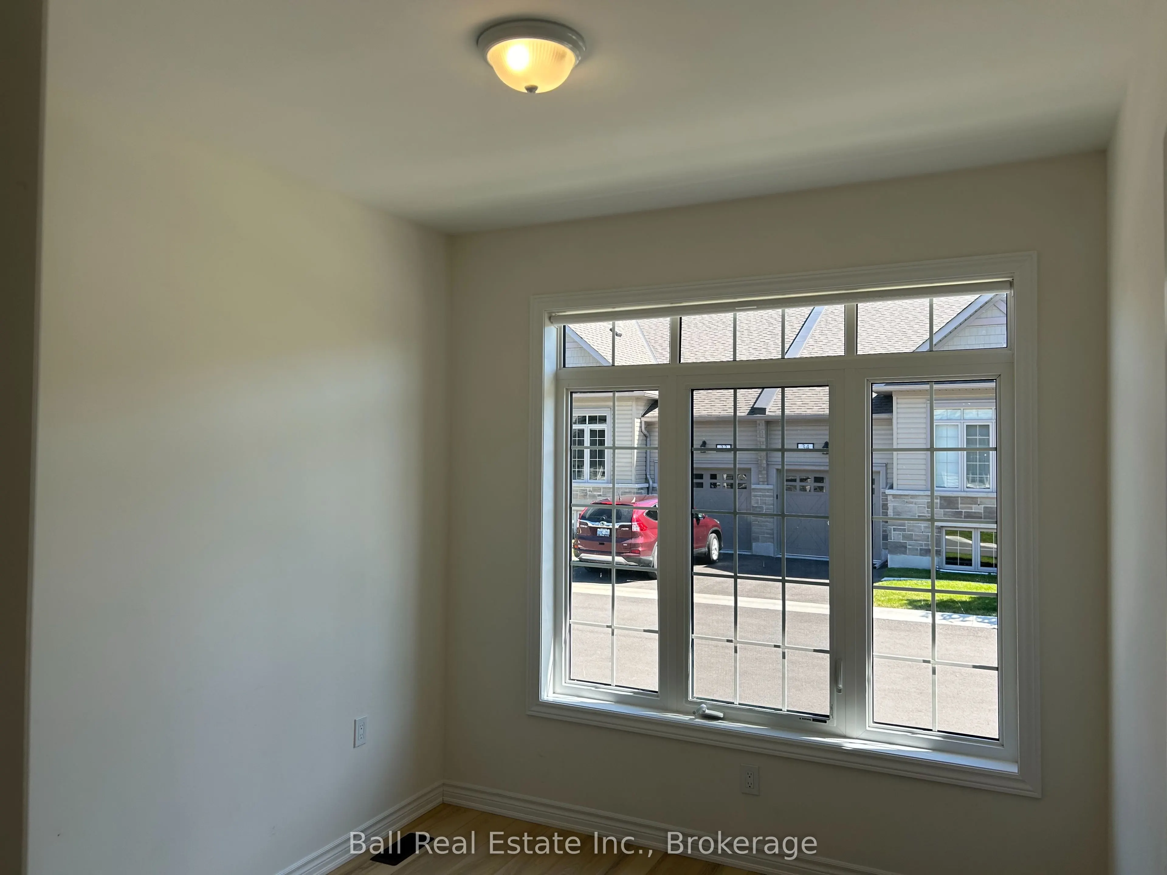 17 Lakewood Crescent #26