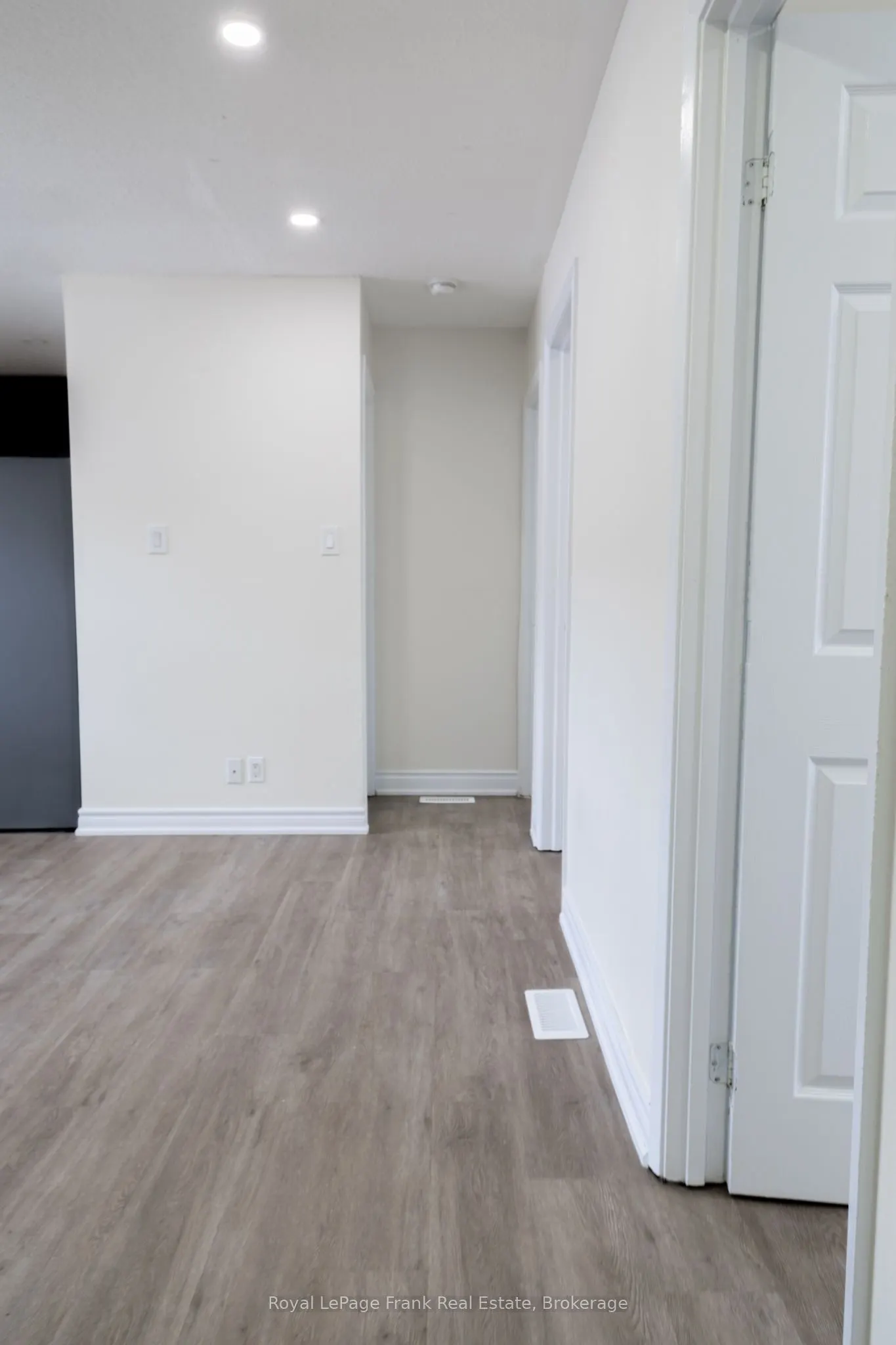84 Mary Street W #1