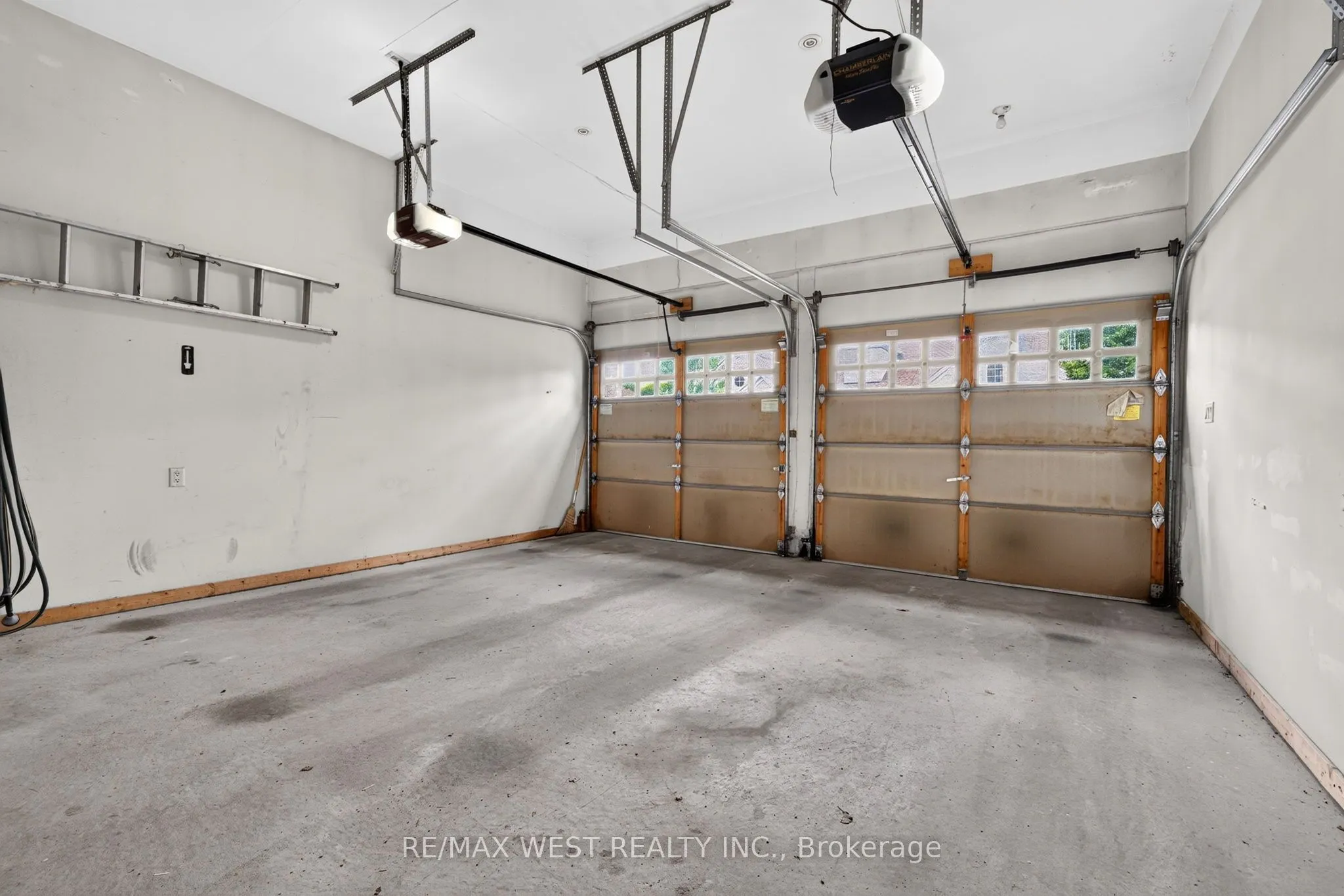 1 Potts Lane