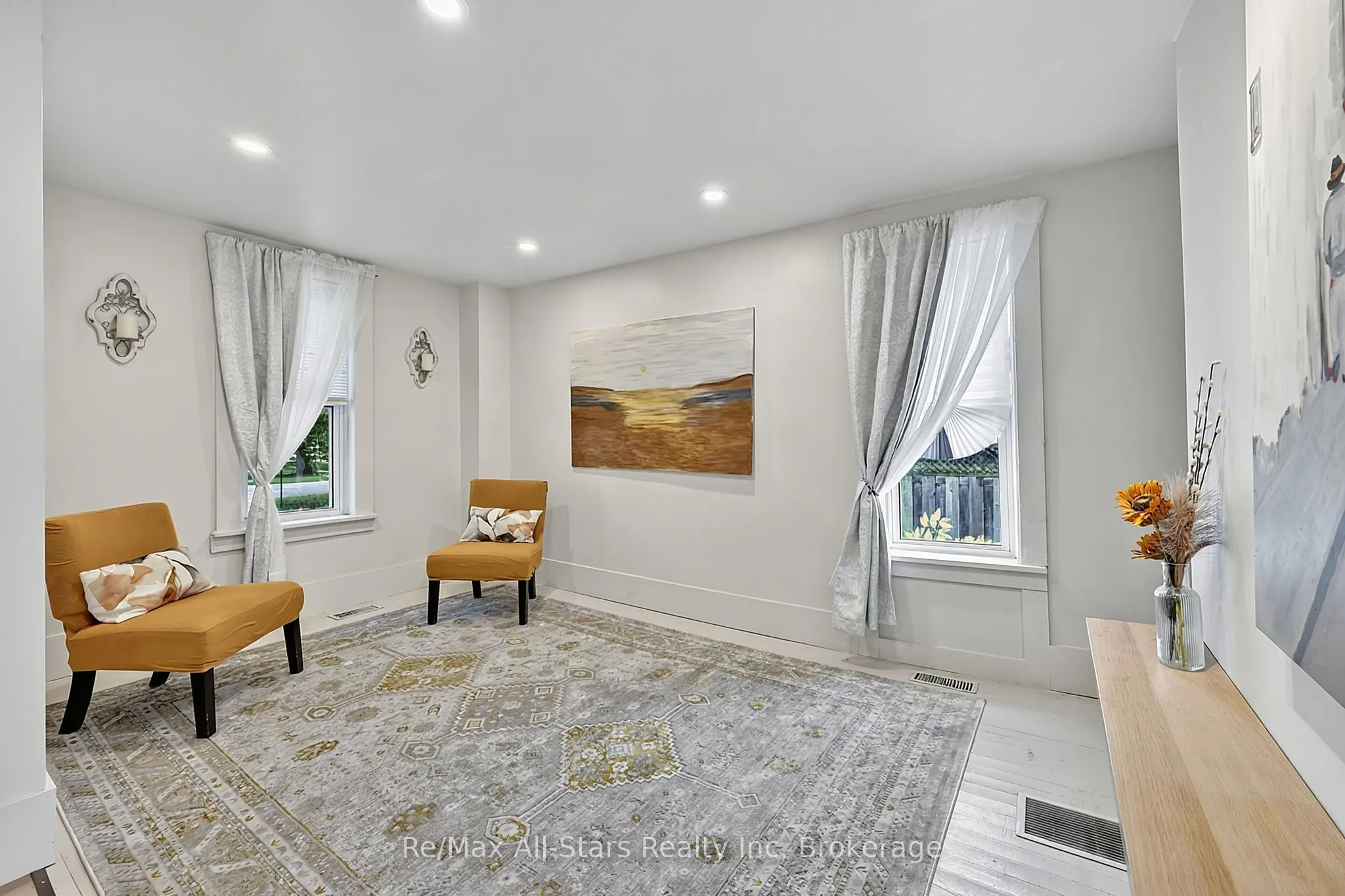 283 Margaret Street
