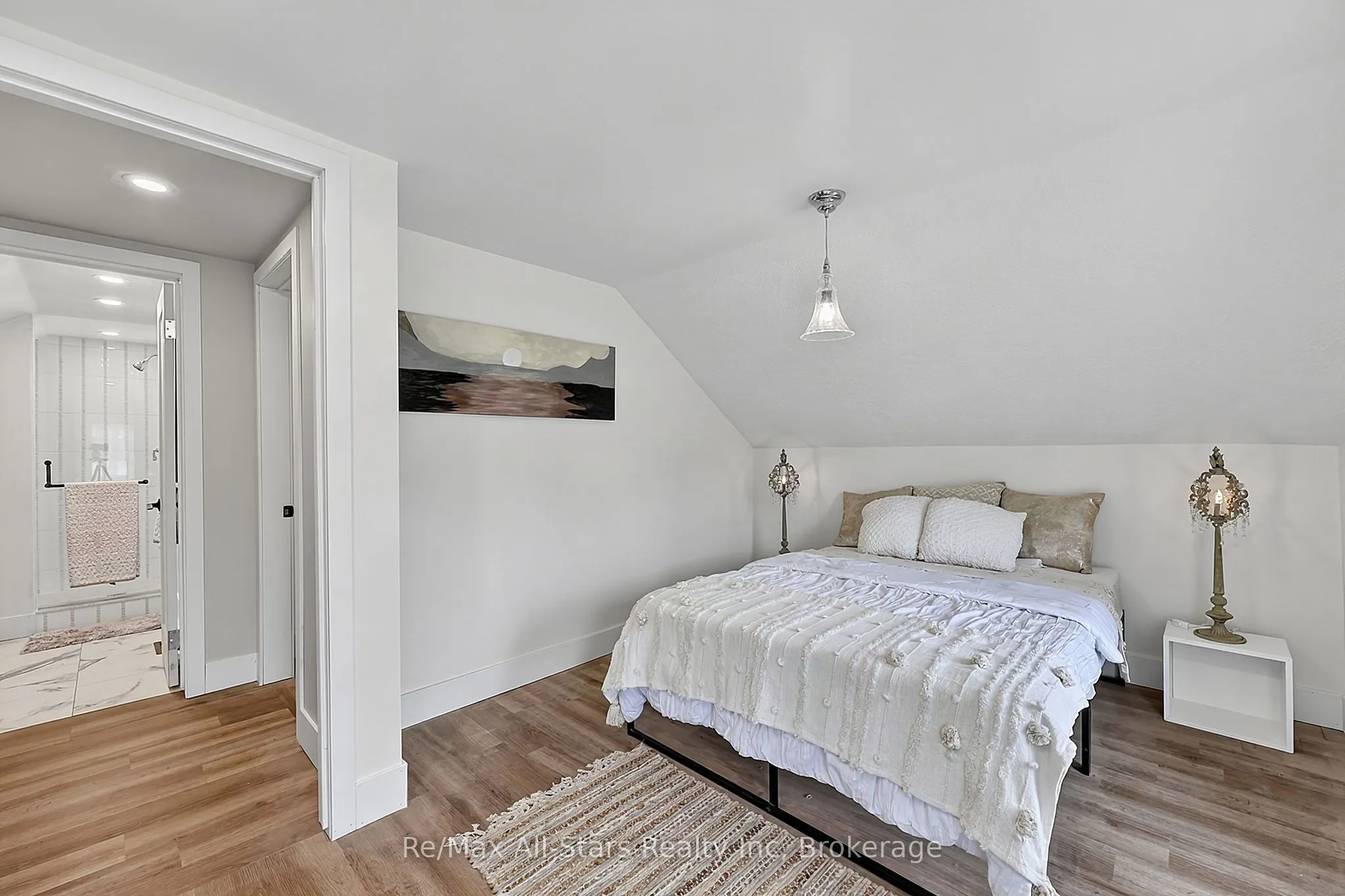 283 Margaret Street