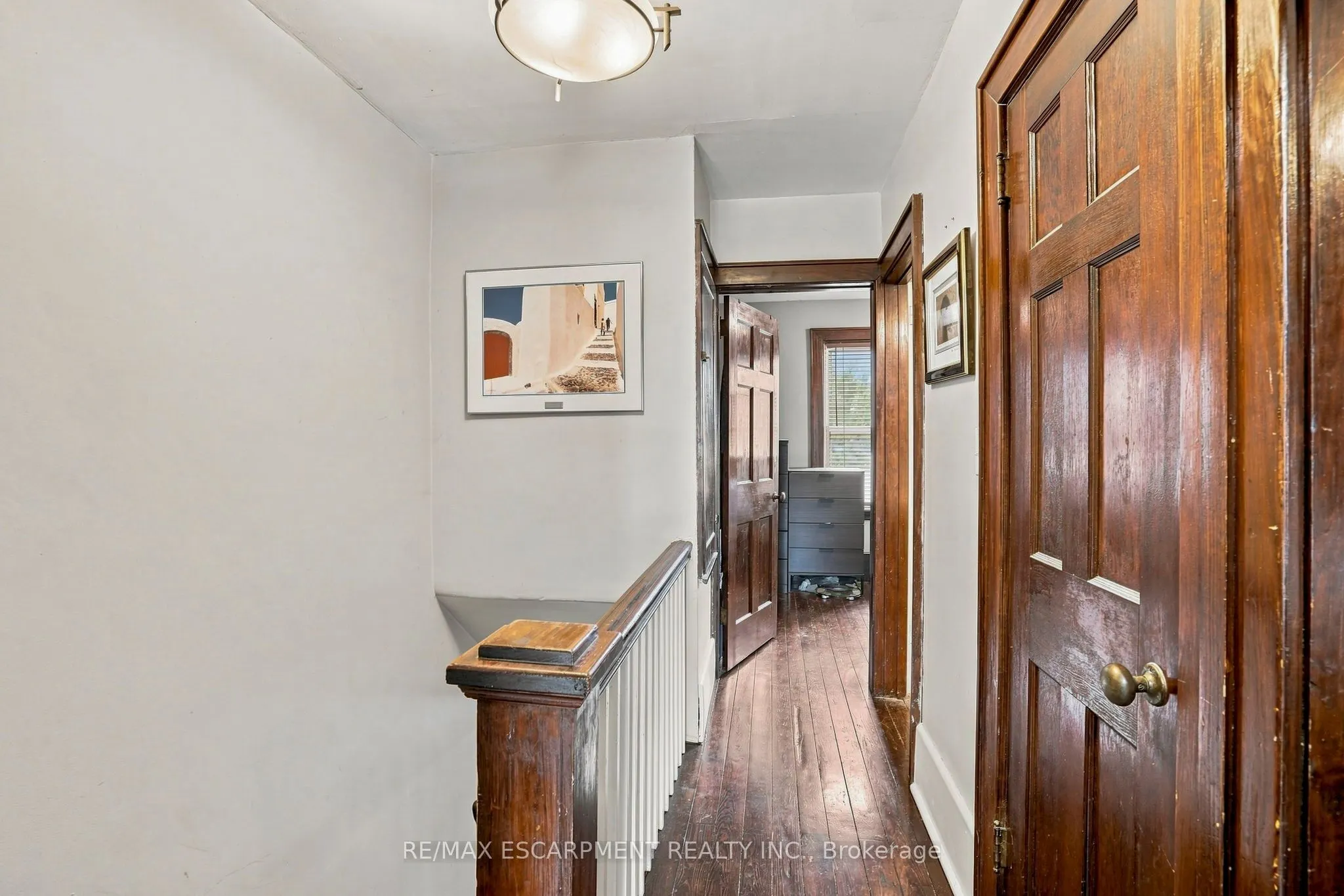 83 NAPIER Street