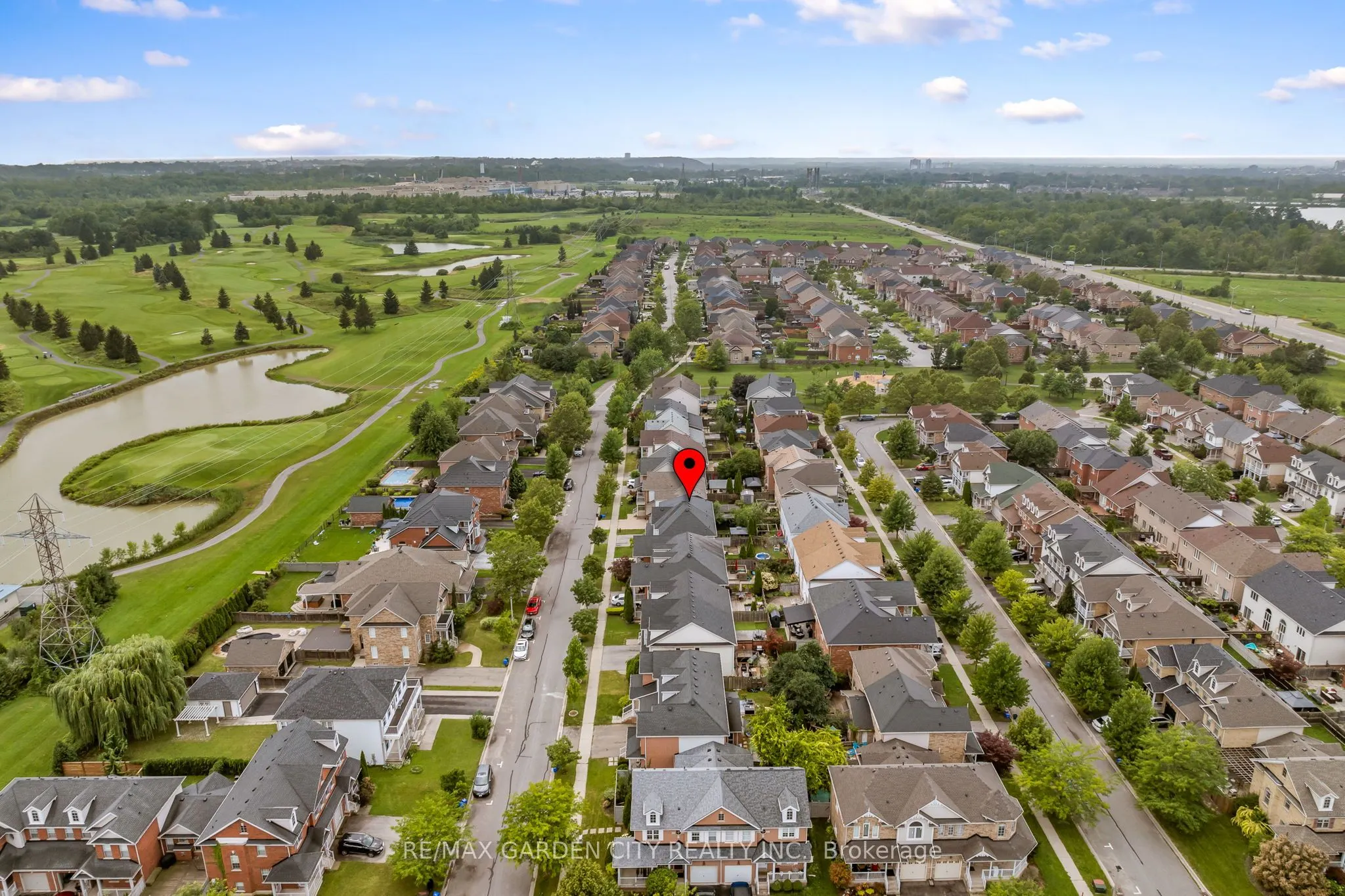 401 Wright Crescent