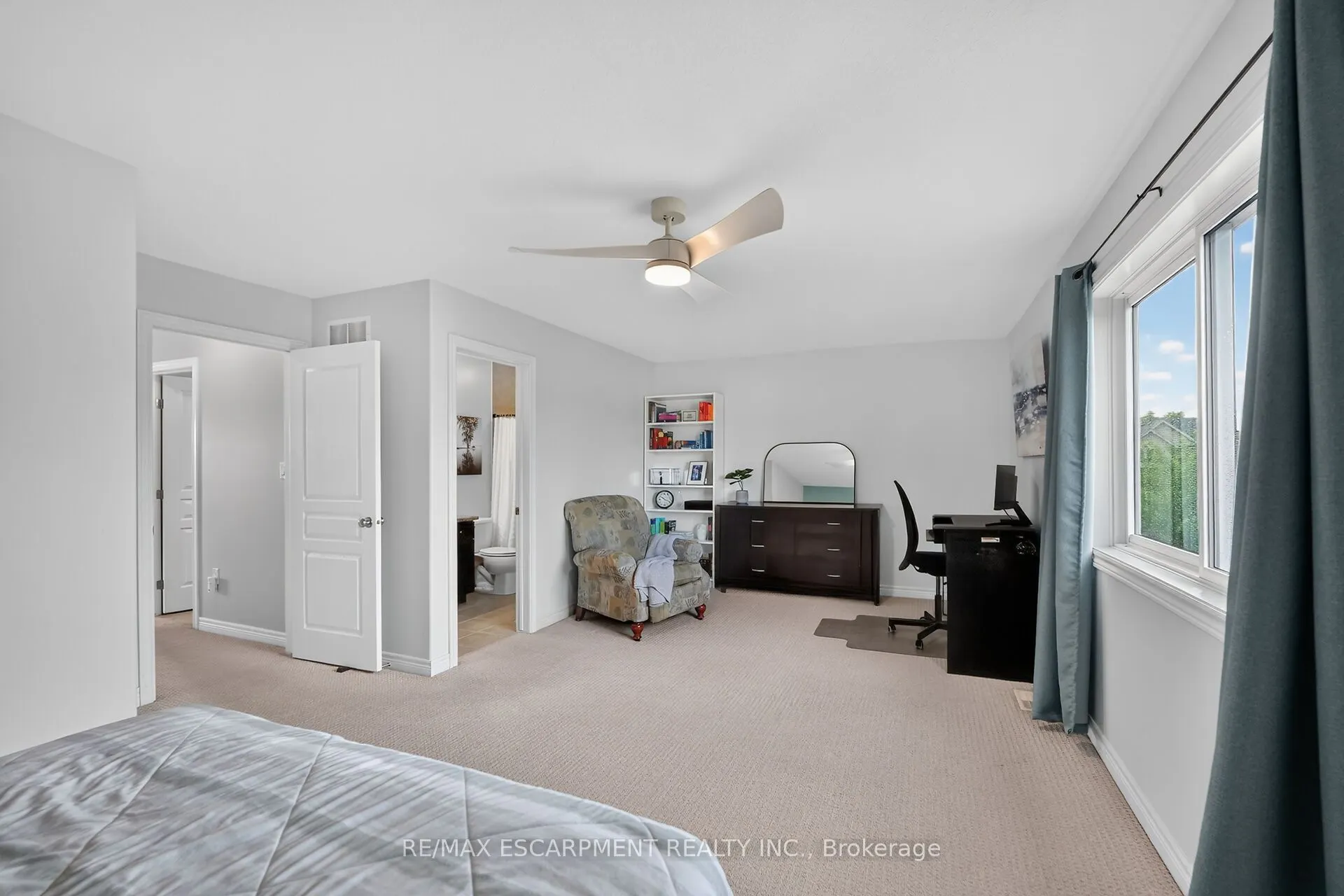 4838 Adam Court