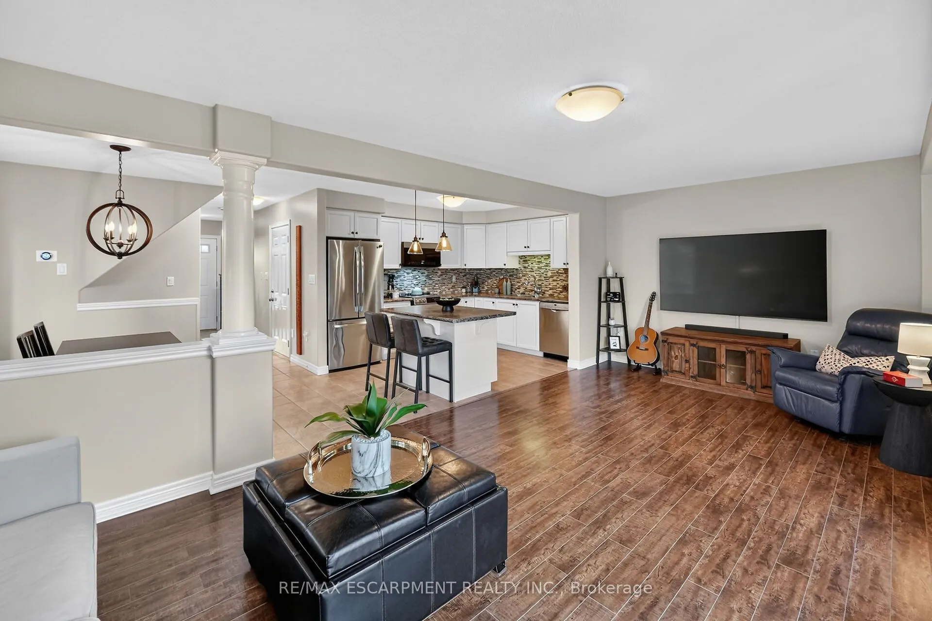 4838 Adam Court