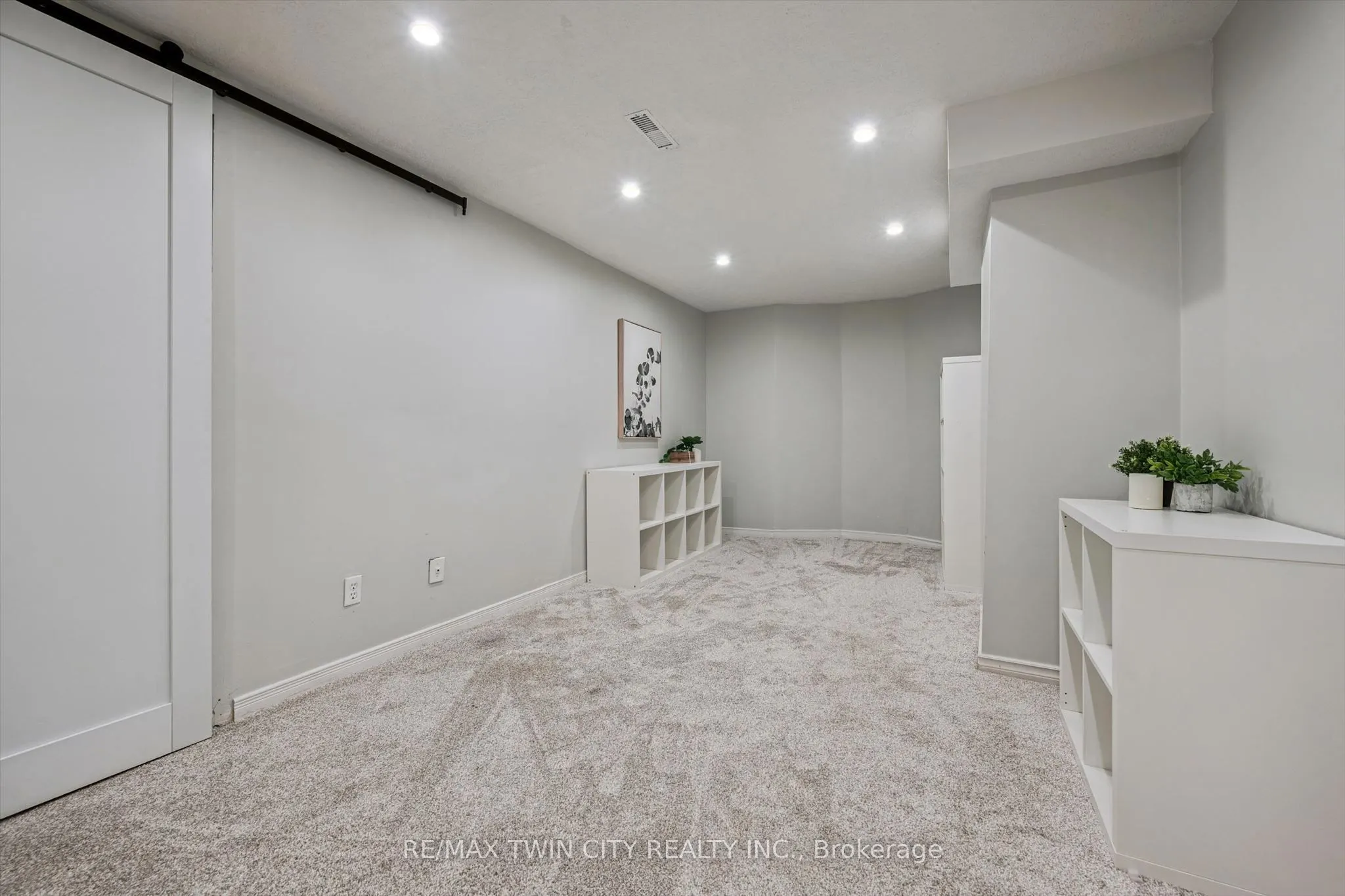 54 Royal Orchard Place
