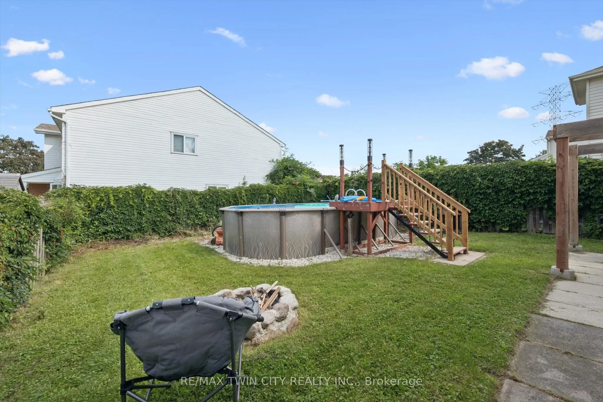 54 Royal Orchard Place