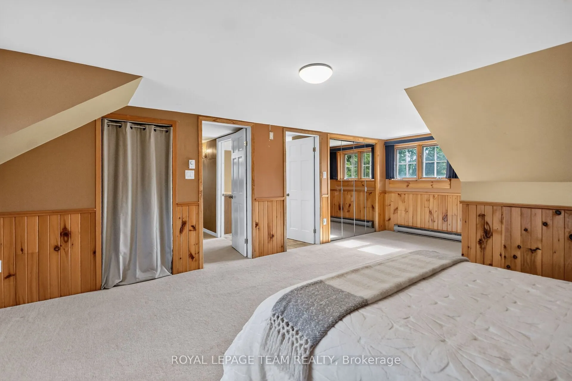3246 Tolmies Corners Road