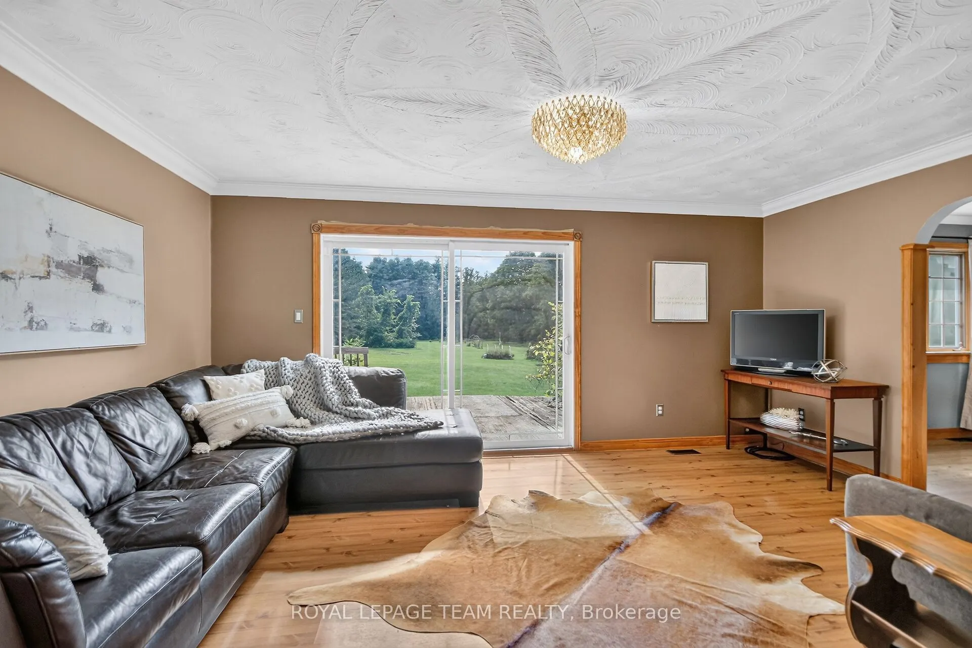 3246 Tolmies Corners Road