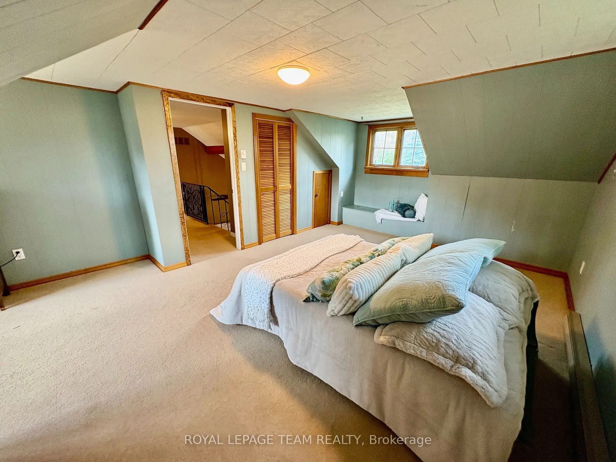 3246 Tolmies Corners Road
