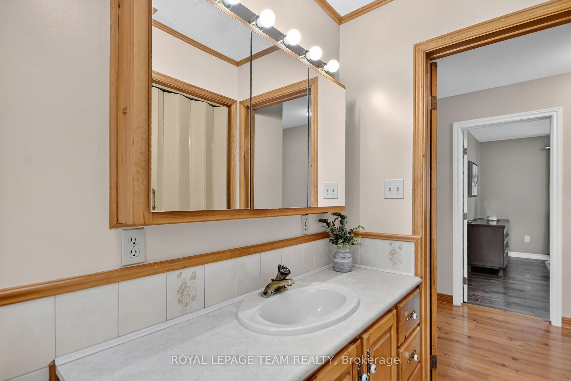 3246 Tolmies Corners Road