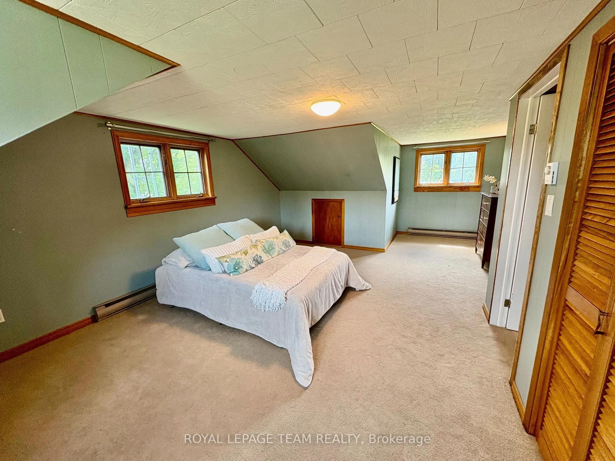 3246 Tolmies Corners Road