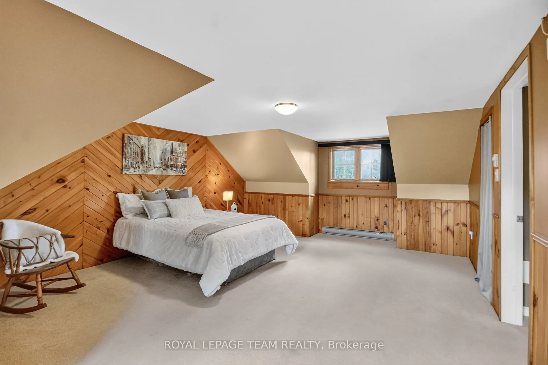 3246 Tolmies Corners Road