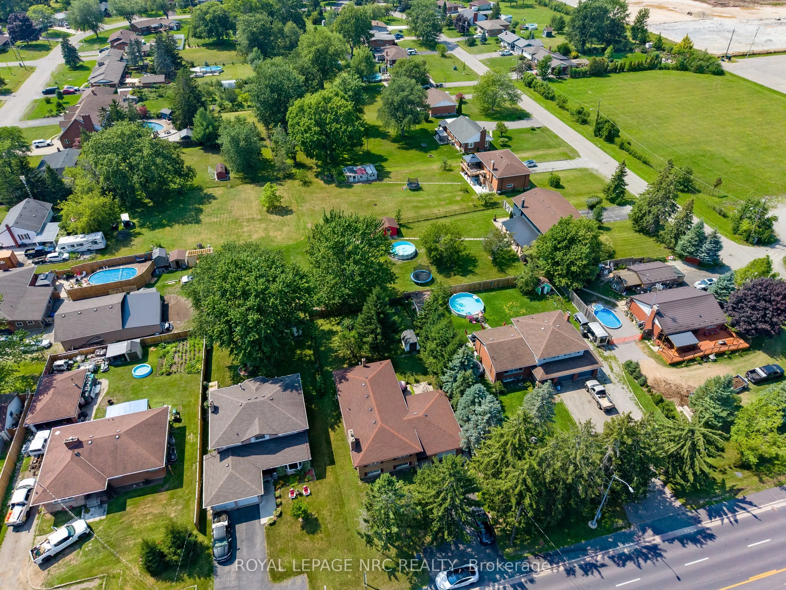 233 West Side Road