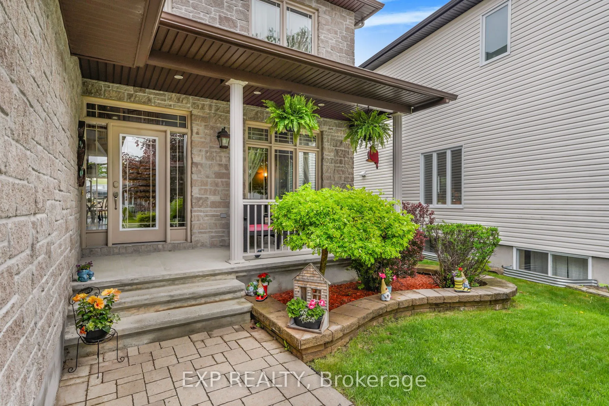 224 Topaze Crescent