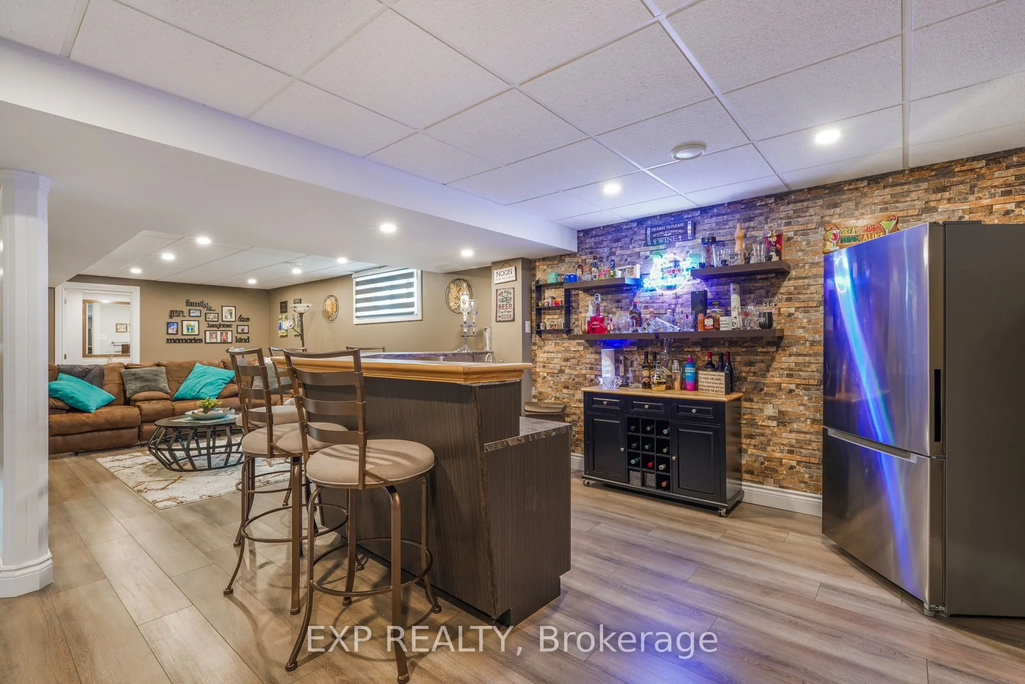 224 Topaze Crescent